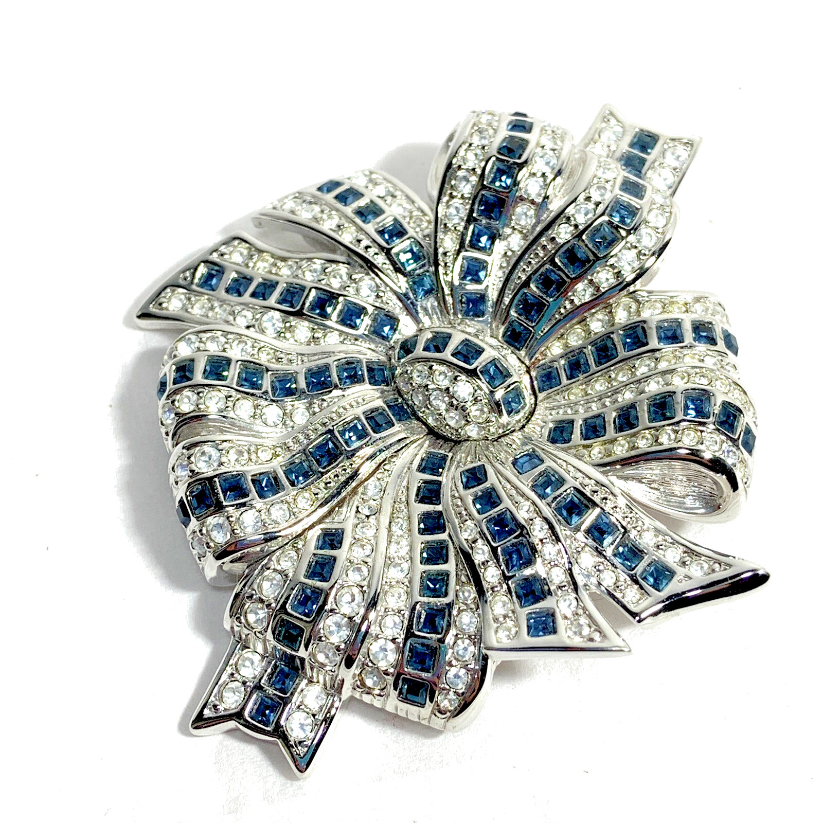 SWAROVSKI Authentic Blue Crystal Bow Pin Swan Signed Rhodium Ribbon Loop Brooch