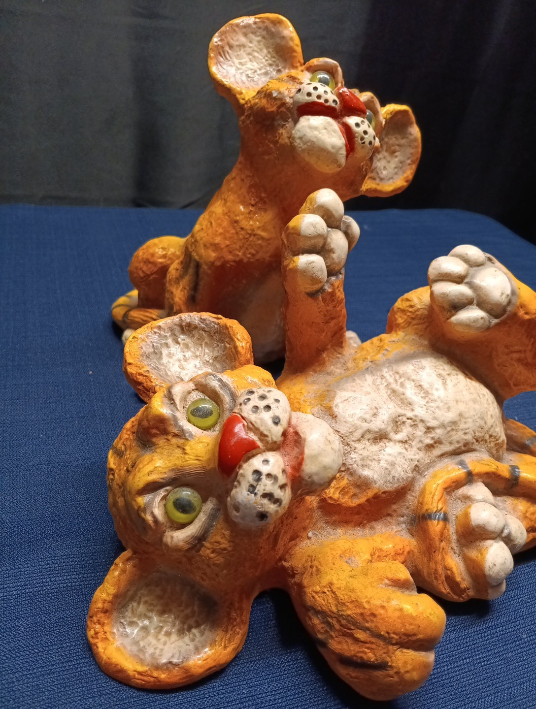 Vintage Universal Statuary Corp Chalkware Tiger 1974-088-089Collectible Decor