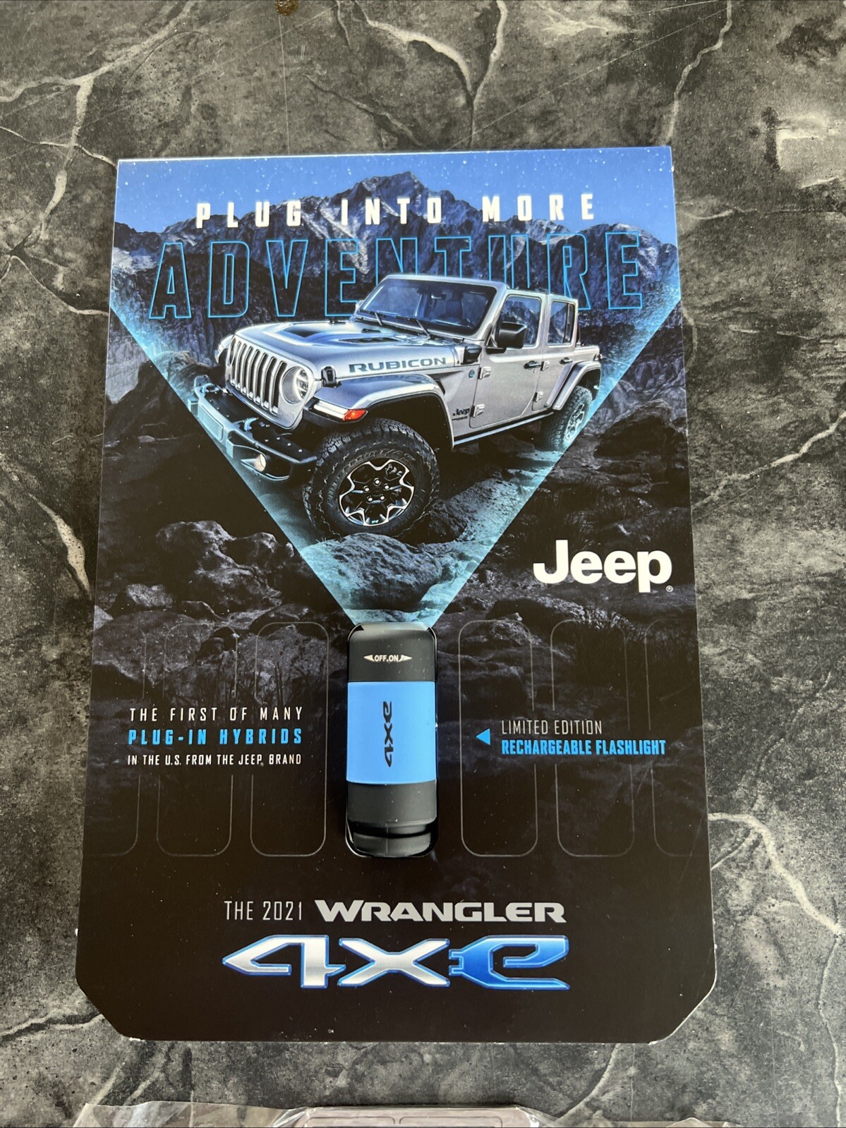 JEEP GLADIATOR Wrangler 4XE Rechargeable Flash & METAL BOTTLE OPENER Multi Tool