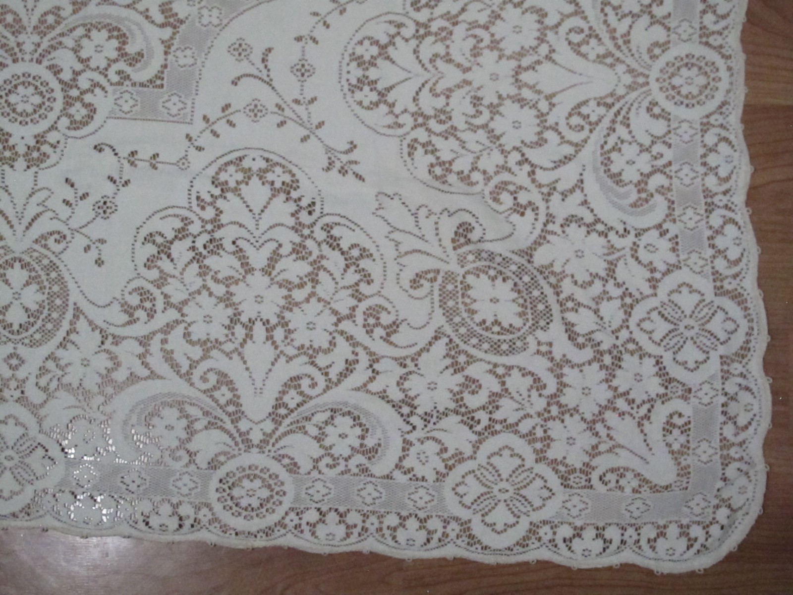 VTG Quaker Lace Pattern 1100 Embassy Oblong Table Cloth 70×50 Cottage Core 1970s