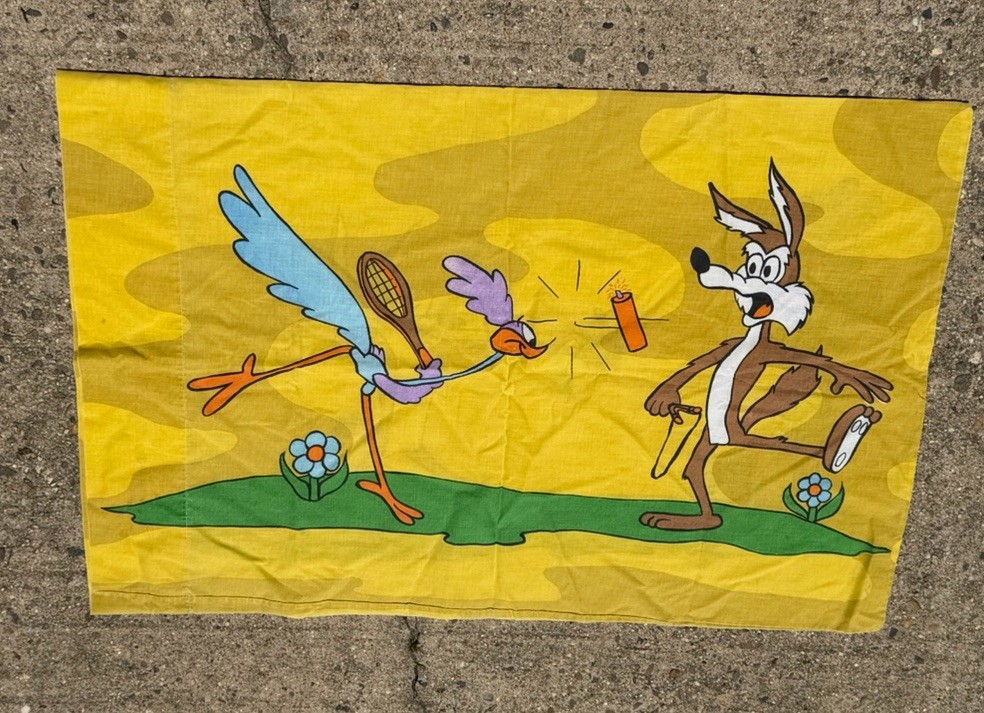 Vintage 1970s Wile E Coyote Road Runner Pillow Case Warner Bros Fabric Cartoon
