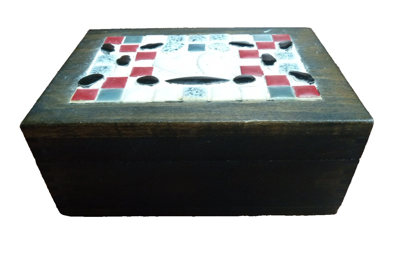 Vintage Mosaic Trinket Box Wood W/Tile Top 5 1/2” x 4” High 2 1/4″