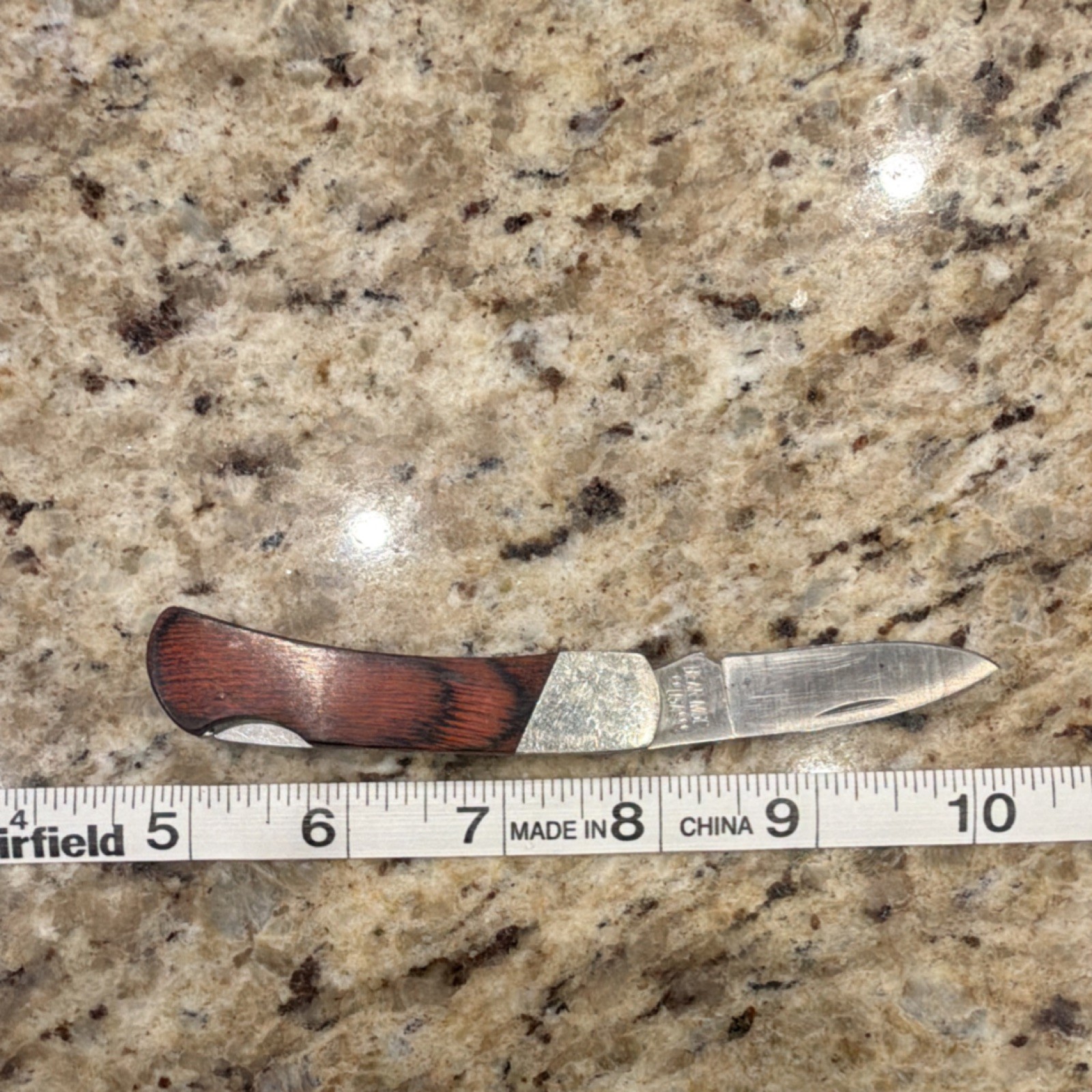 Bear MGC Vintage Pocketknife Wood Handle Stainless Clip Point 2.76-4in Original