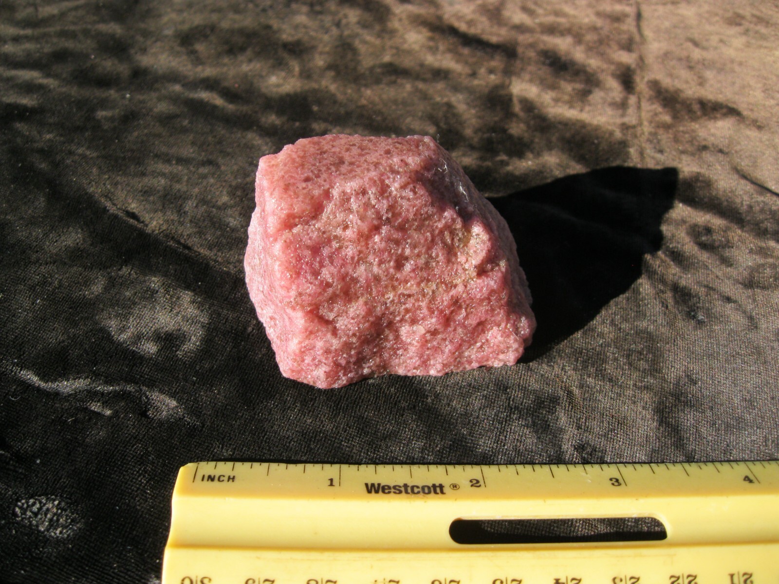 RHODONITE specimen, rare crystal mineral 2 1/2 x 1 1/2″ 4.7 oz. / 134 g.