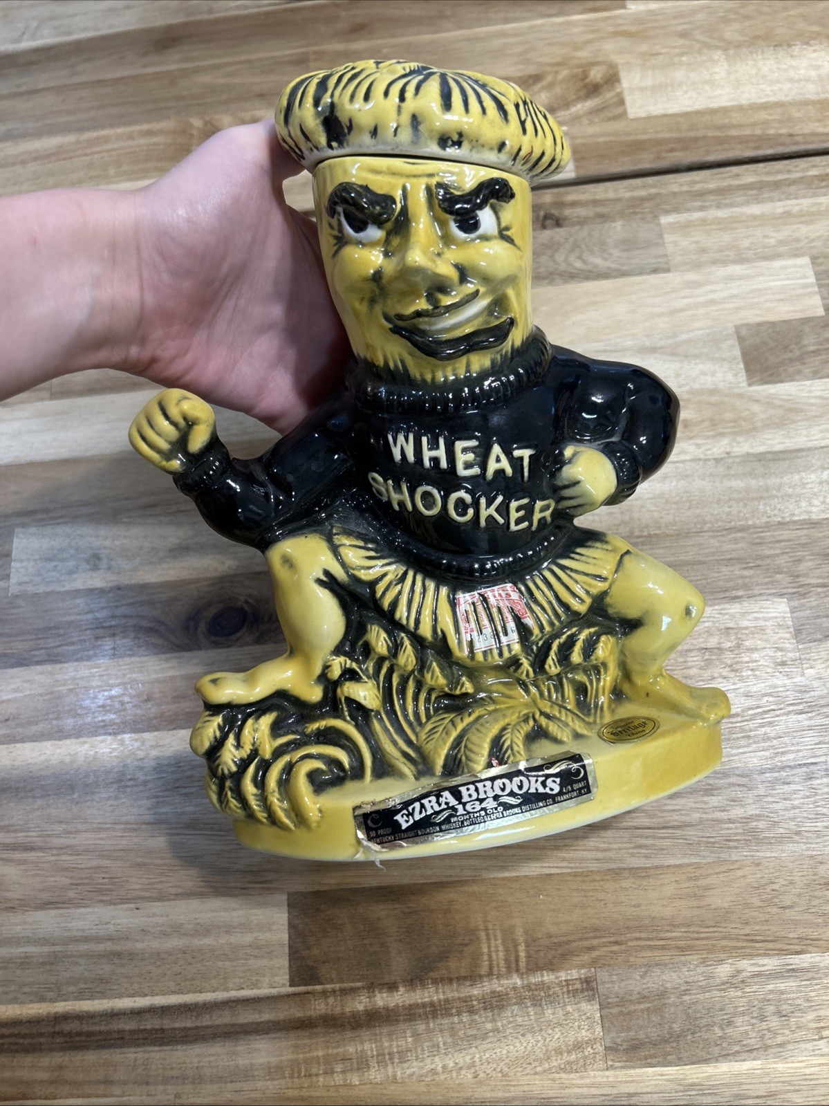 Vtg Wichita State WuShock Shockers WSU Ezra Brooks 1971 Wheat Shocker Decanter