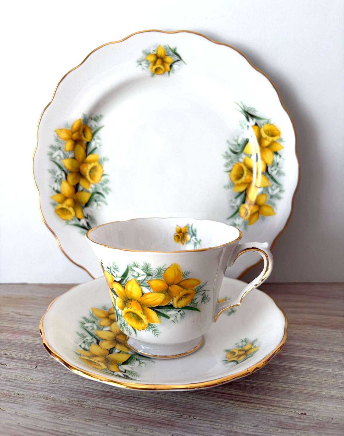 Royal Kent English China 3 pcs Tea Cup, Saucer, Salad Plate, Daffodils #8259