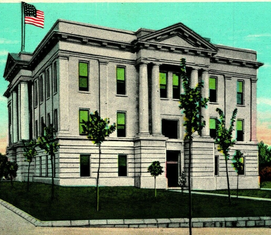 Dodge City KS Kansas Ford County Court House Linen Postcard UNP T13
