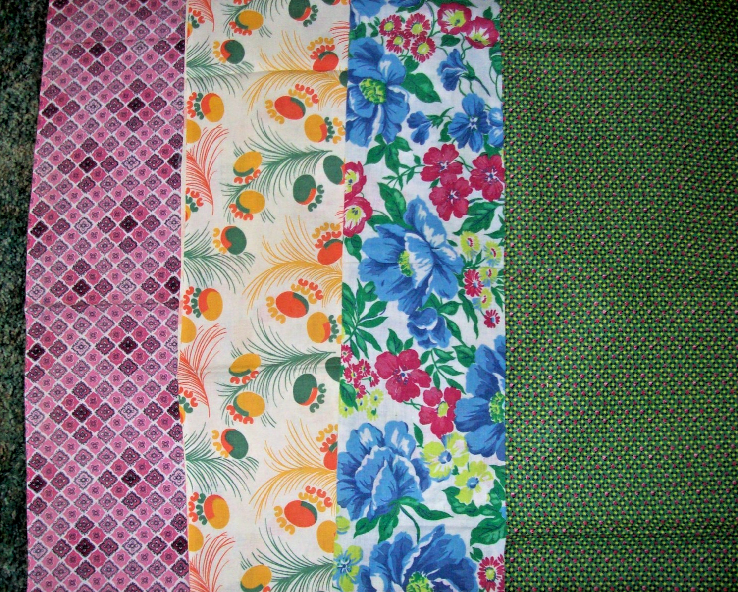 Vtg Feed sack Bag Fabric Lot of 4 -1930’s-1950’s