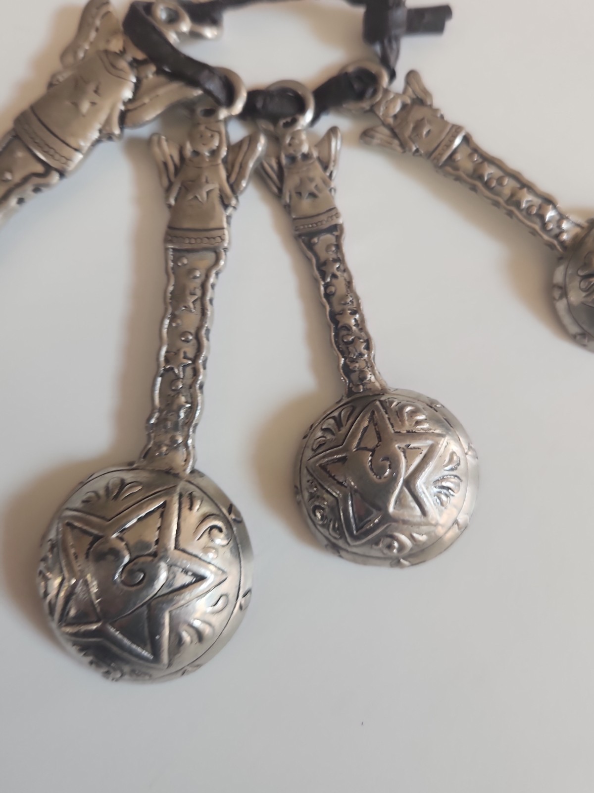 GANZ 4 Pc Angels Measuring Spoon Set Angels Hearts Wings Design