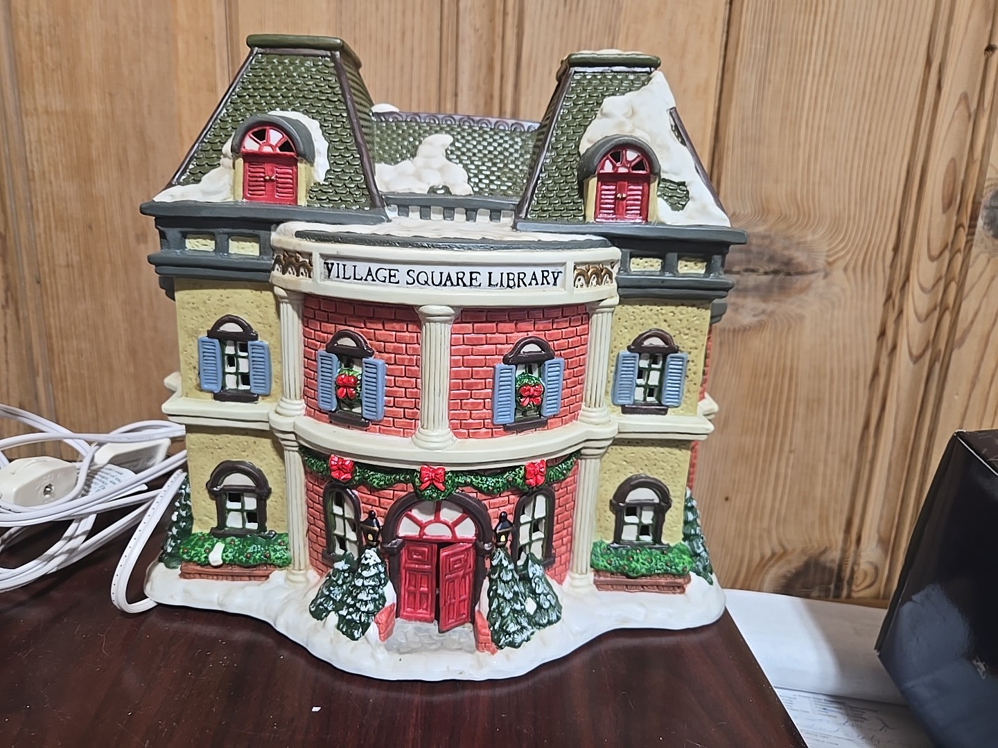 Village Square Library Collection Lighted Christmas 1997 Vintage
