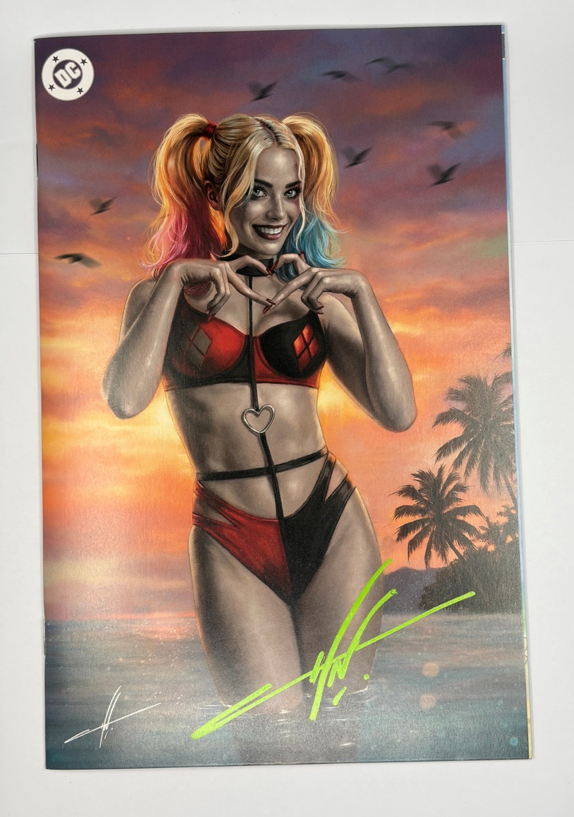 G’Nort’s Swimsuit issue 1 Carla Cohen Megacon Harley Quinn Variant LT 800 signed