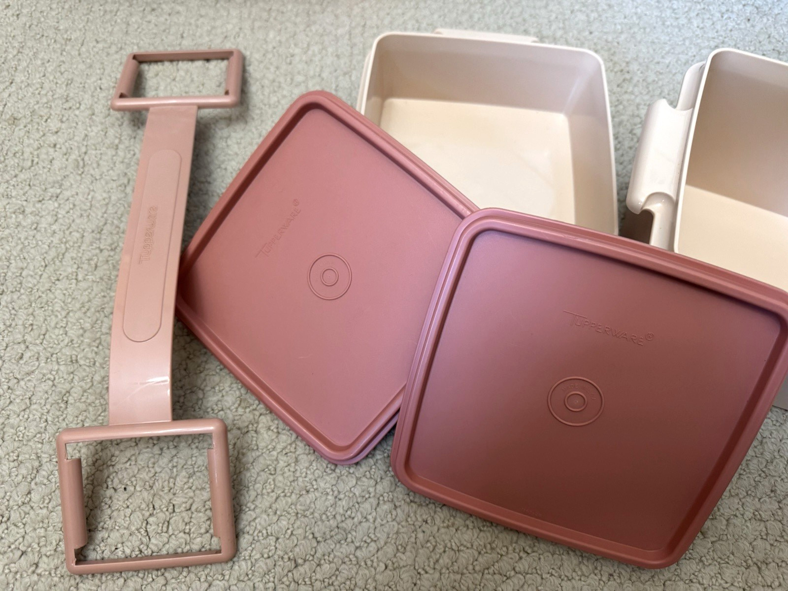 Vintage Tupperware 1674, Squared Away Lunch Kit, Pinks