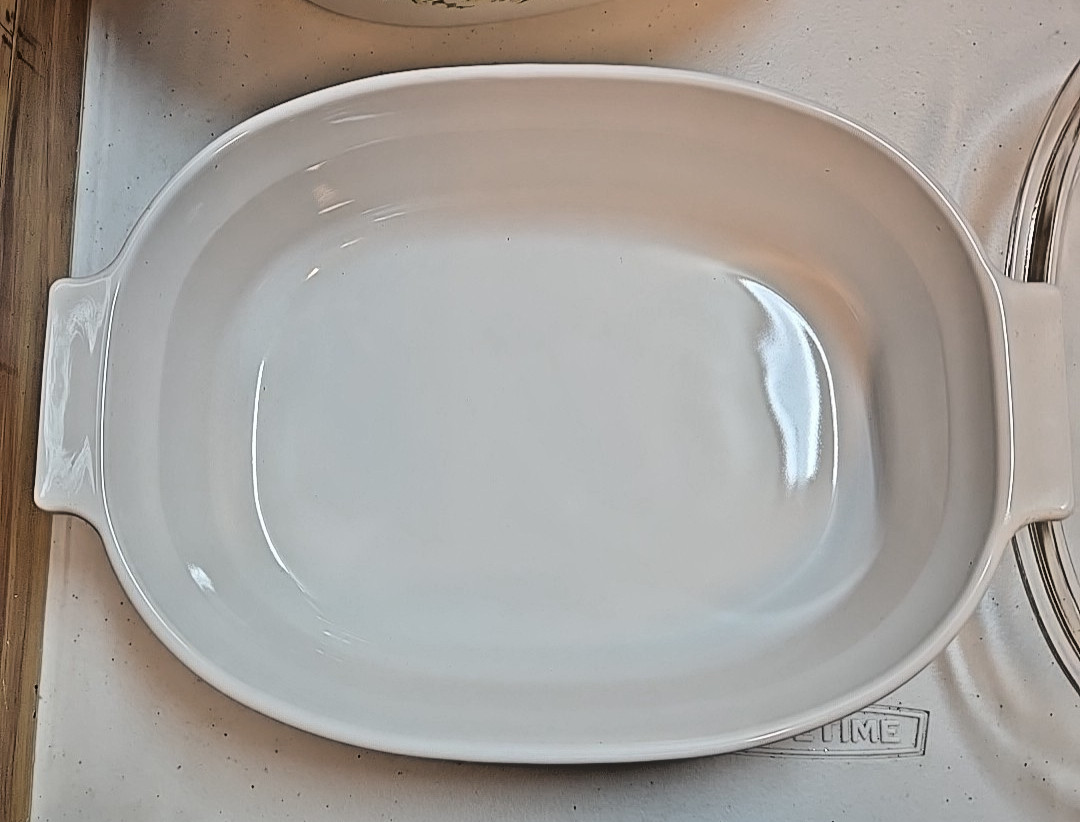 (2) Vintage Corning Ware “April Flower” Casseroles w/ Pyrex Lids; 2.5, 1.5 Qt