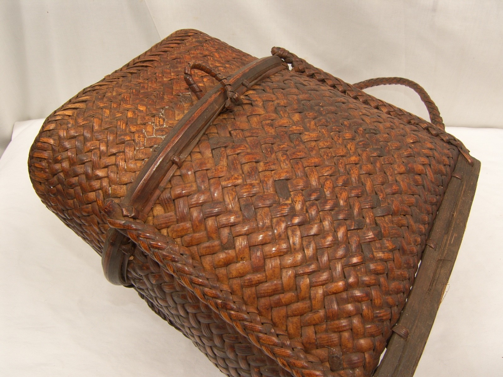Philippines Bontoc Basket Backpack Container Rattan Handwoven Tribal Art Vintage