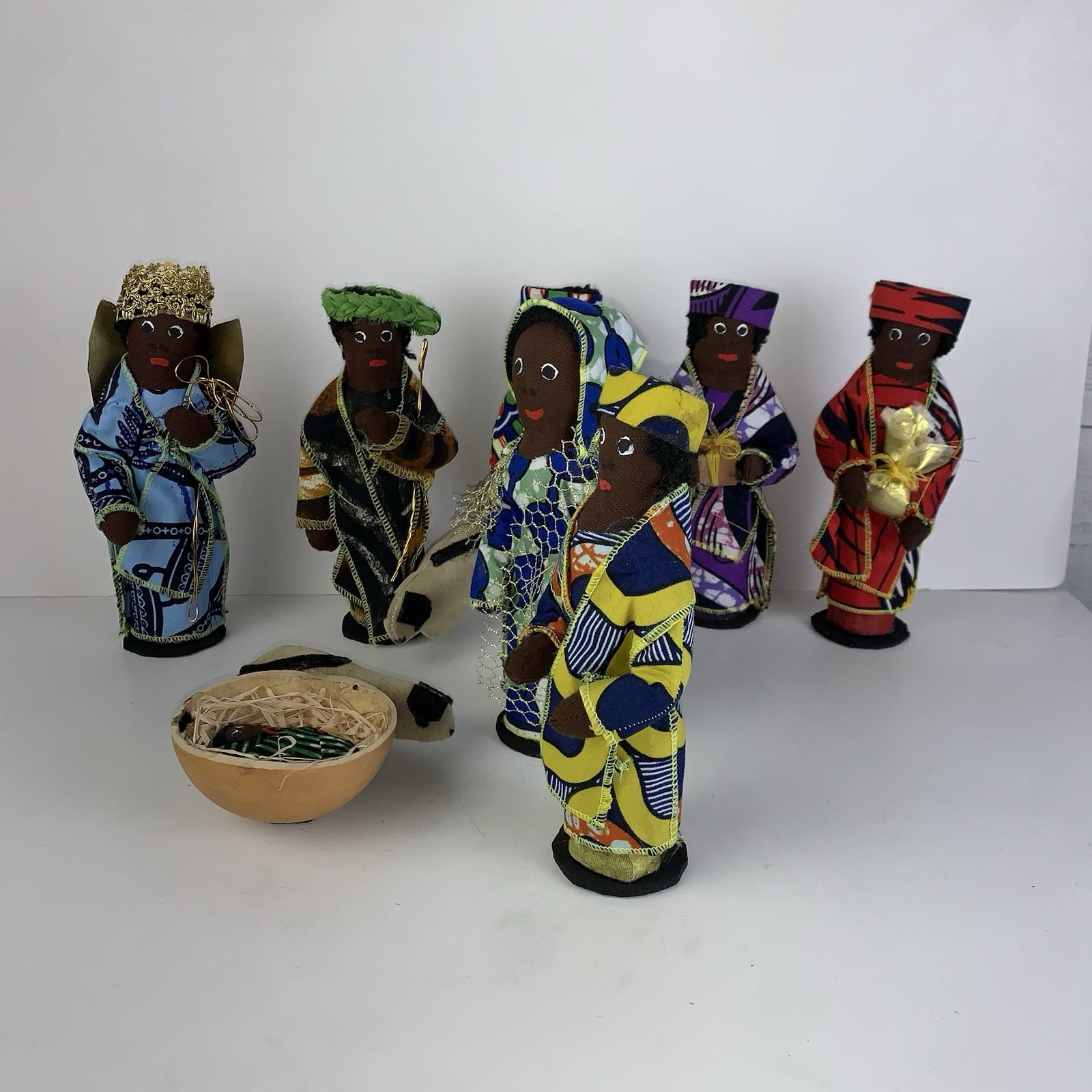 African Ghana Nativity Scene Set Kente Cloth Handsewn Set of 8 Handmade 7″ Tall