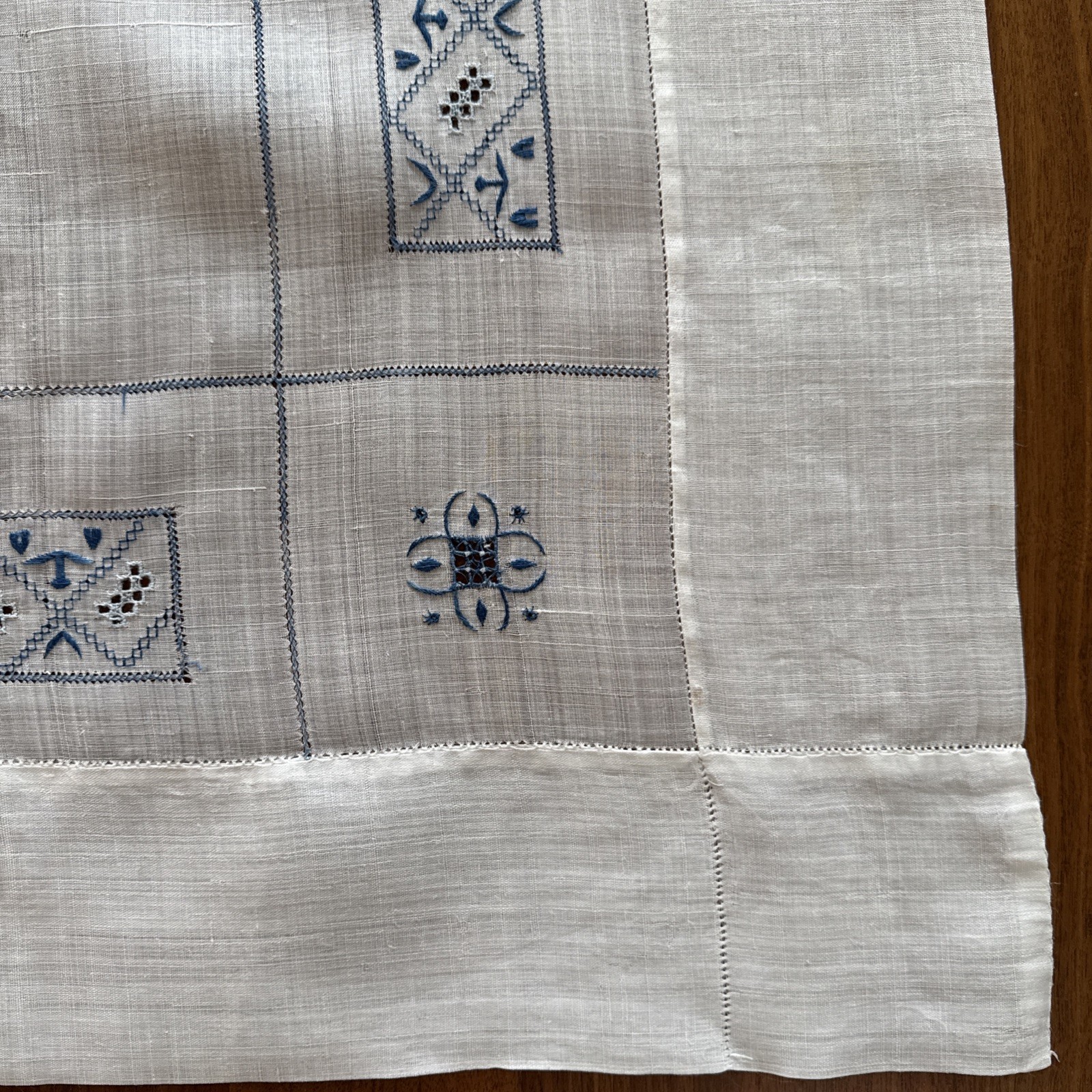 Lightweight Linen Table Topper Cloth 37 Inch Square White Blue embroidery