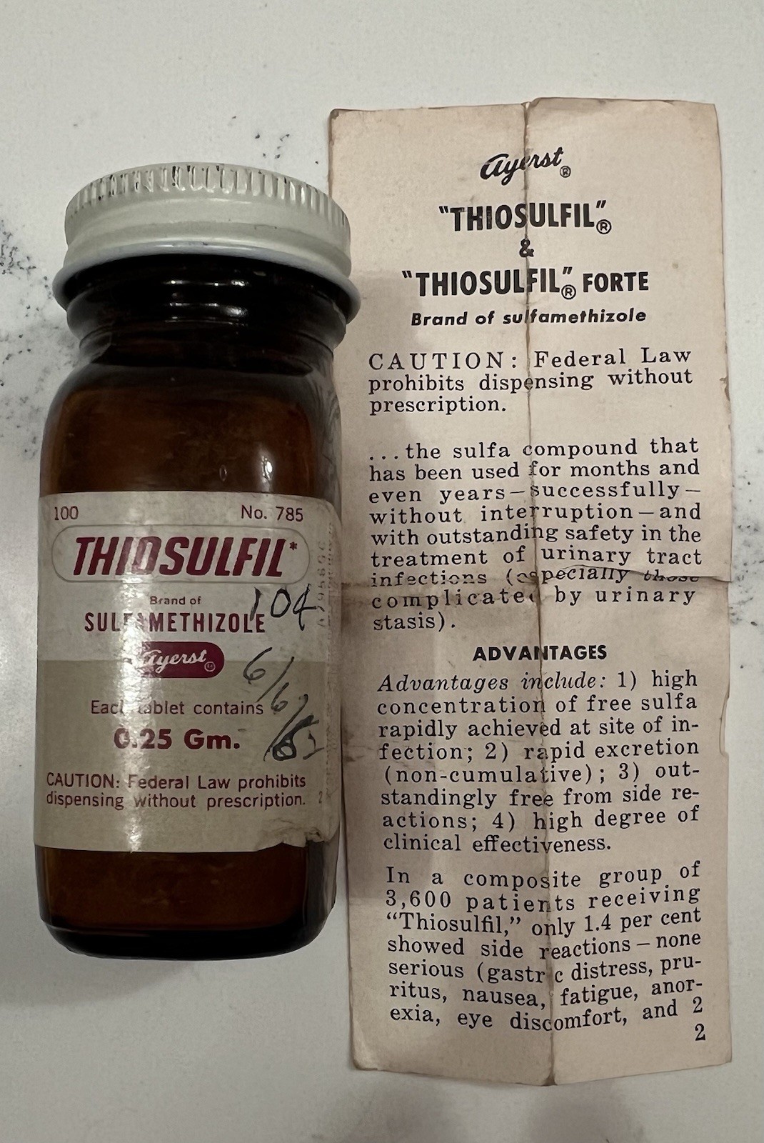 VTG Amber Thiosulfil Rx Medicine Bottle Metal Lid Antibiotic Ayerst USA