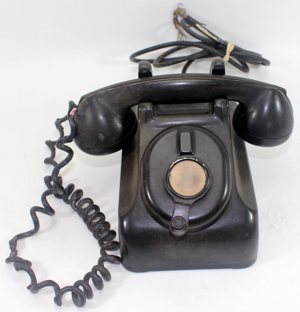 Vintage Black Leich Model 901B Desk Top Crank Telephone
