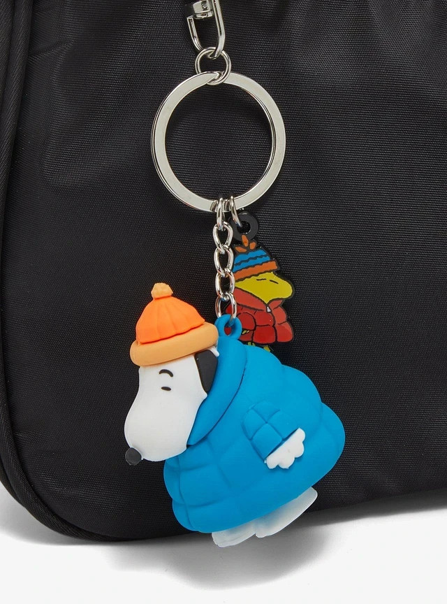 Peanuts Snoopy Puffer Jacket Multi-Bag Charm Keychain – woodstock puffy Boxlunch