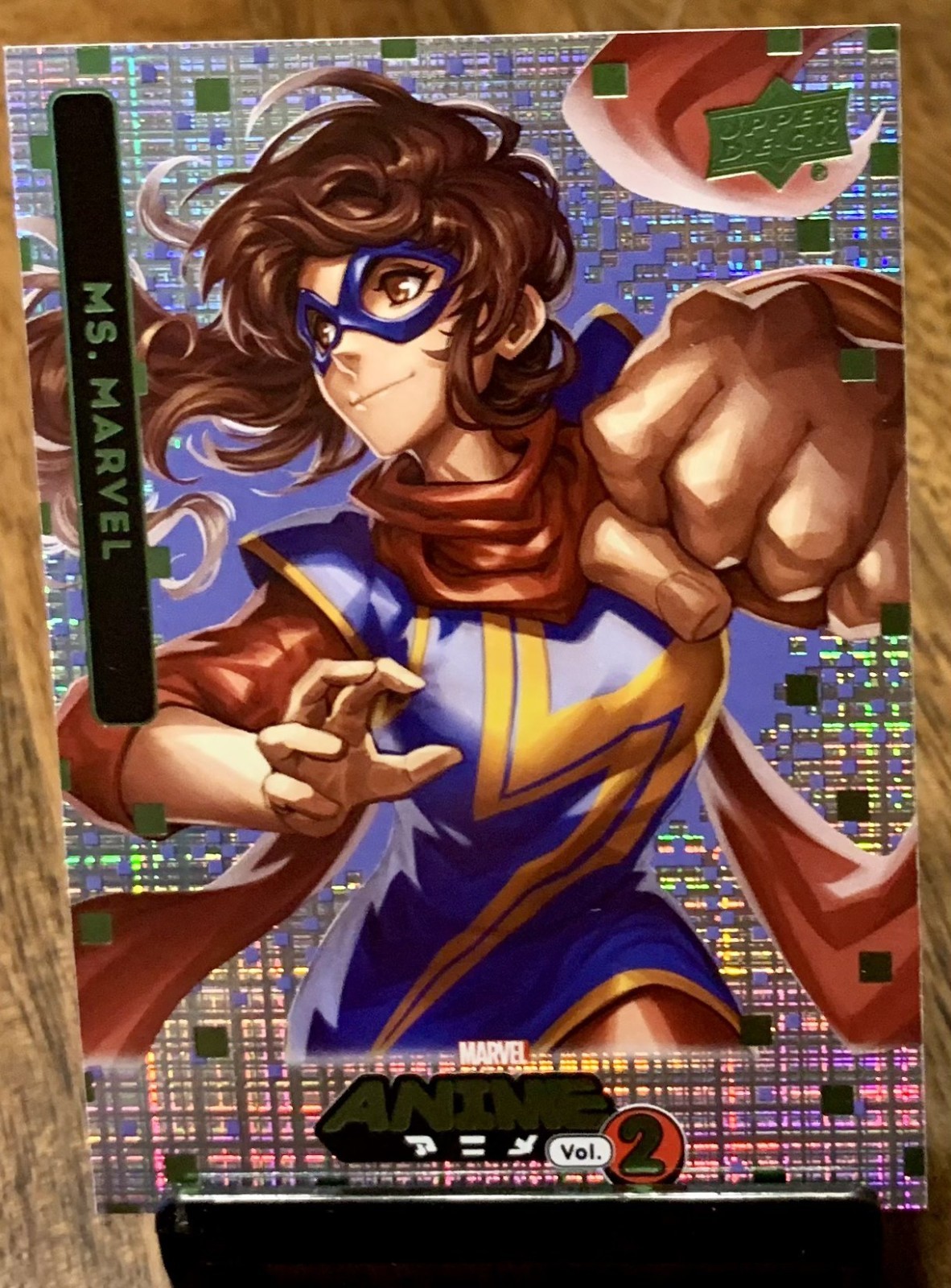 MARVEL ANIME VOL 2 – MS. MARVEL – THATCHED FOIL INSERT CARD #25
