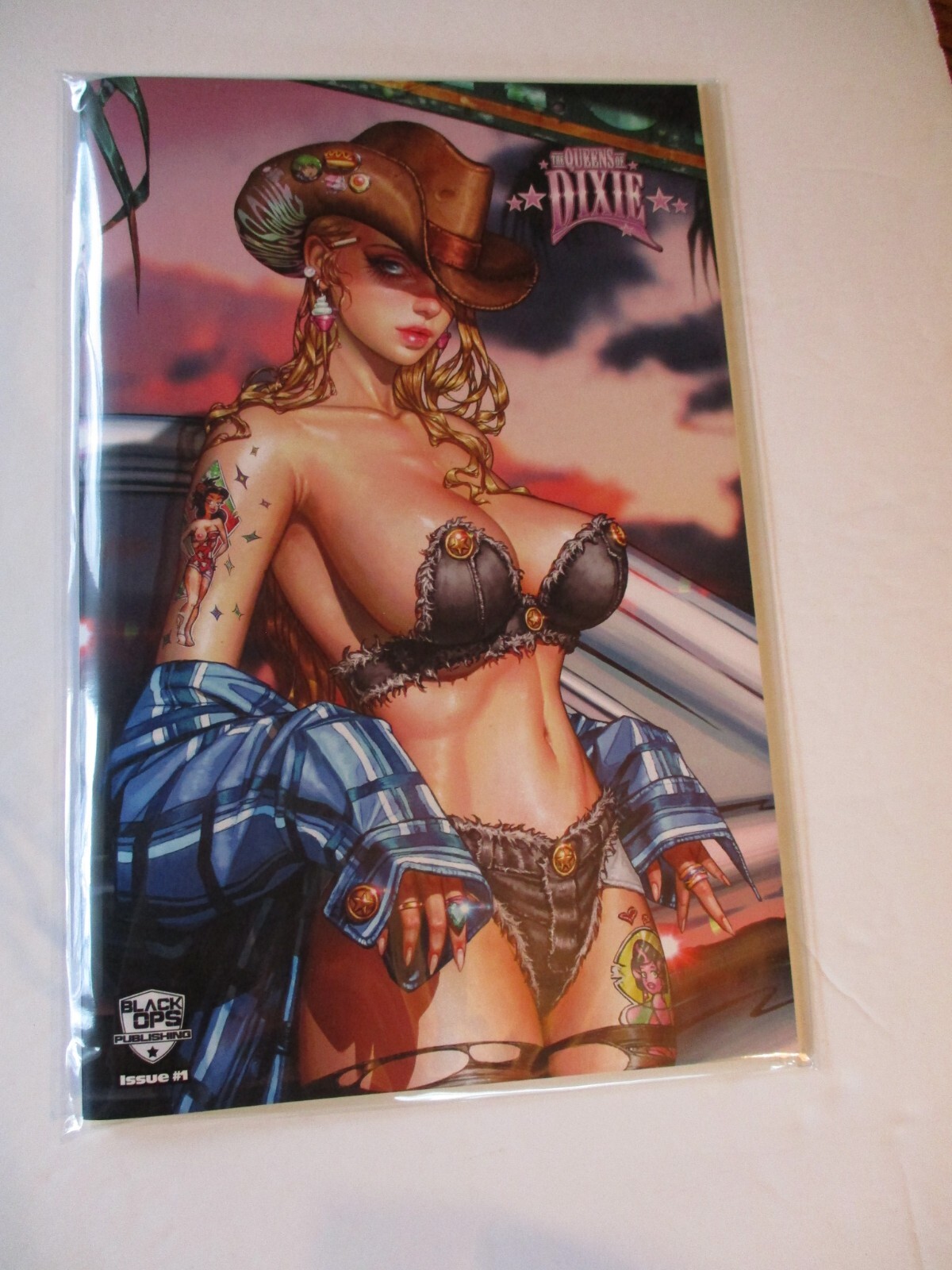 LAUNCH DAY EXCLUSIVE EOM BOX SET QUEENS OF DIXIE SOLD OUT 3 BOOKS+BOX+EXTRAS