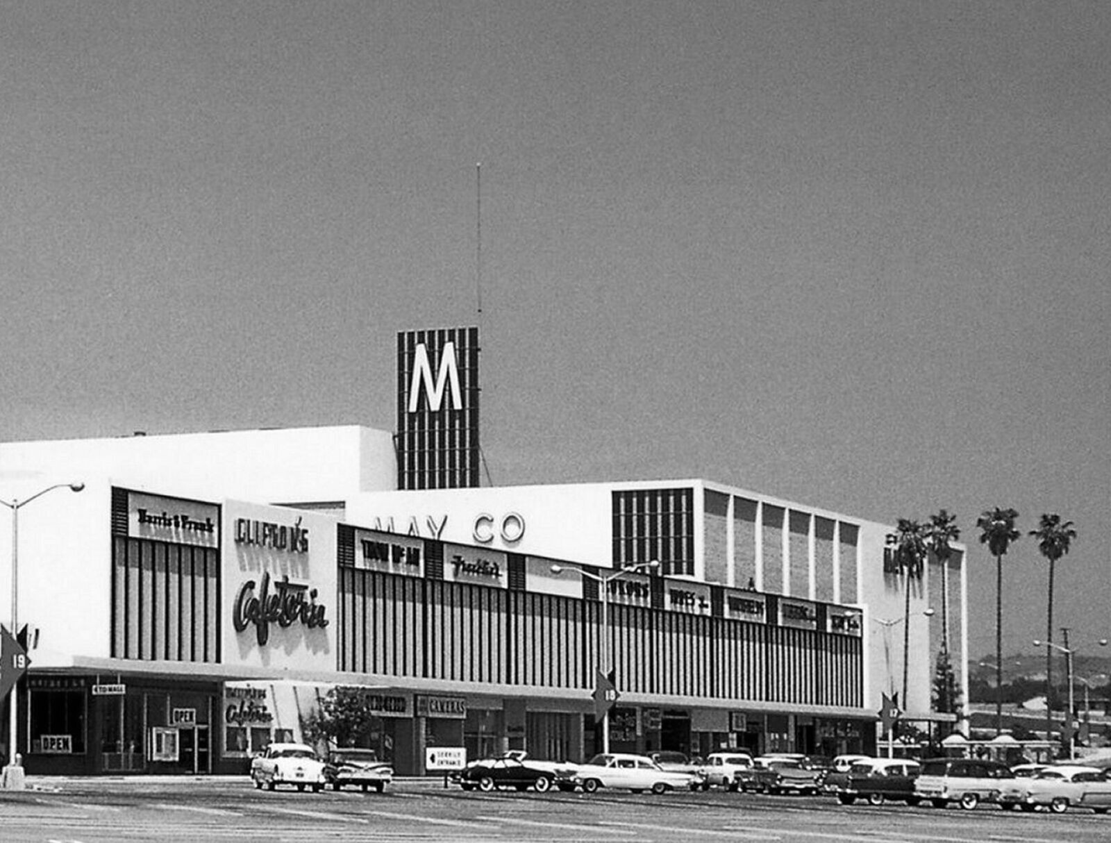 1960 MAY COMPANY West Covina California Shopping Classic Cars Picture Photo 5×7