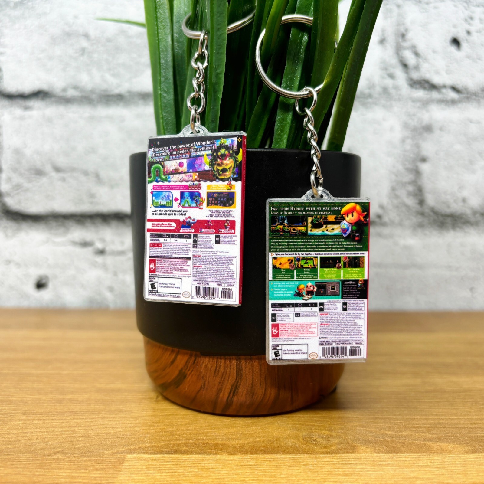 Mini Switch Game Case Keychains, Miniature Nintendo Switch, 3D Mario Gamer Gift