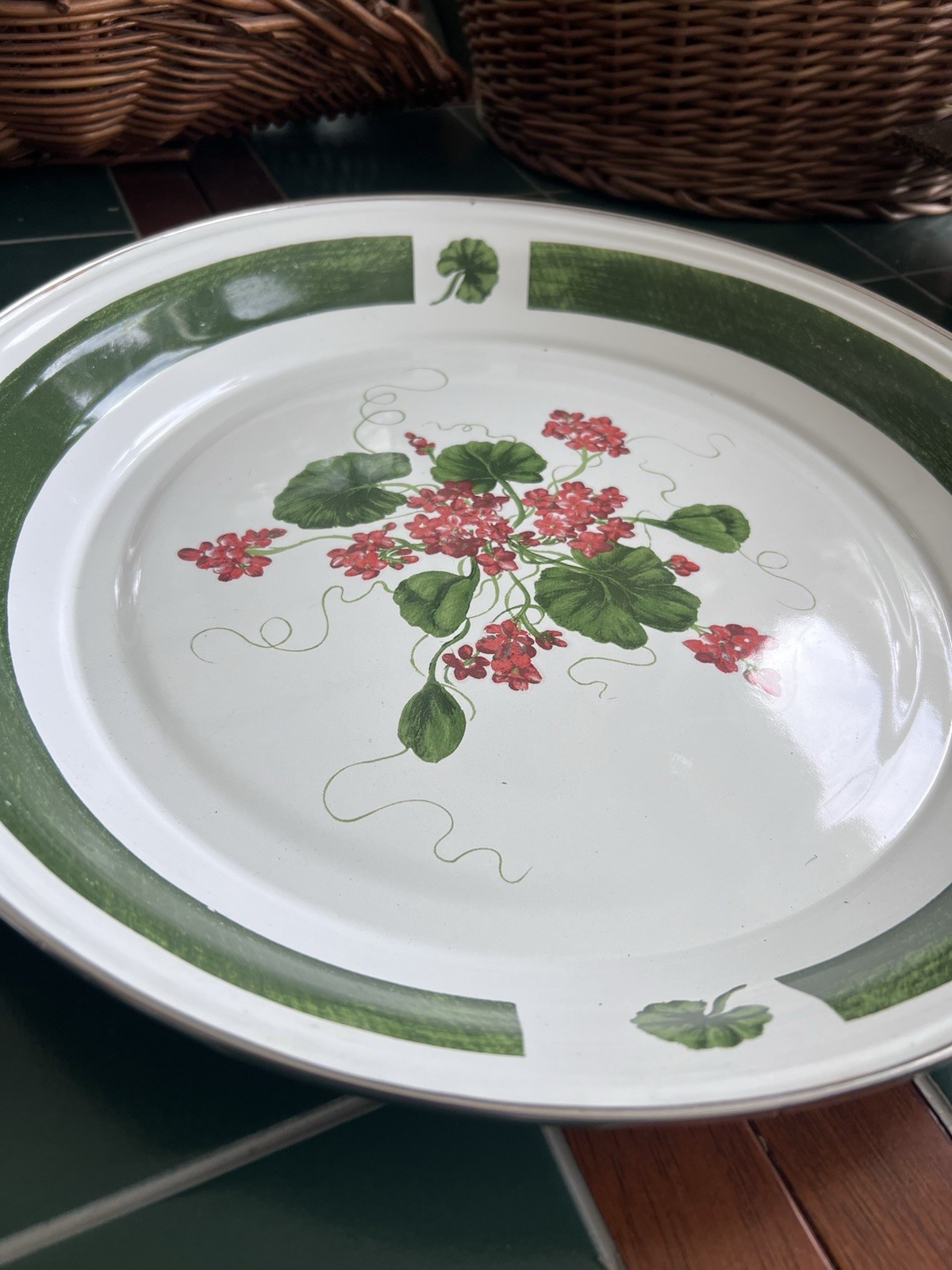 The GOLDEN RABBIT Enamelware Geranium Jean Wilkes 15.75” Platter Round Tray Vtg