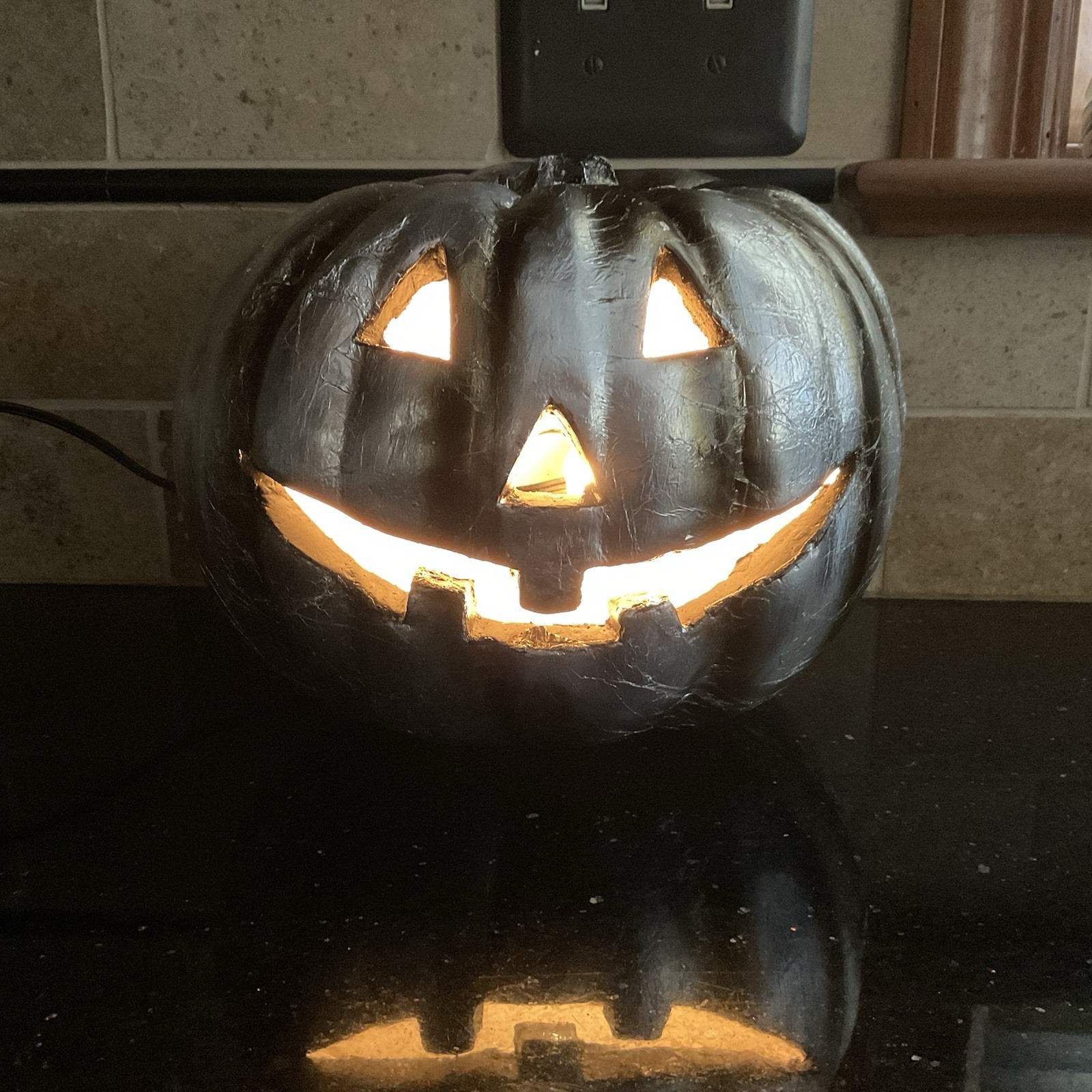 Jack O Lantern Plug In Electric Silver Foiled Plaster Pumpkin Light 7.5” Tall