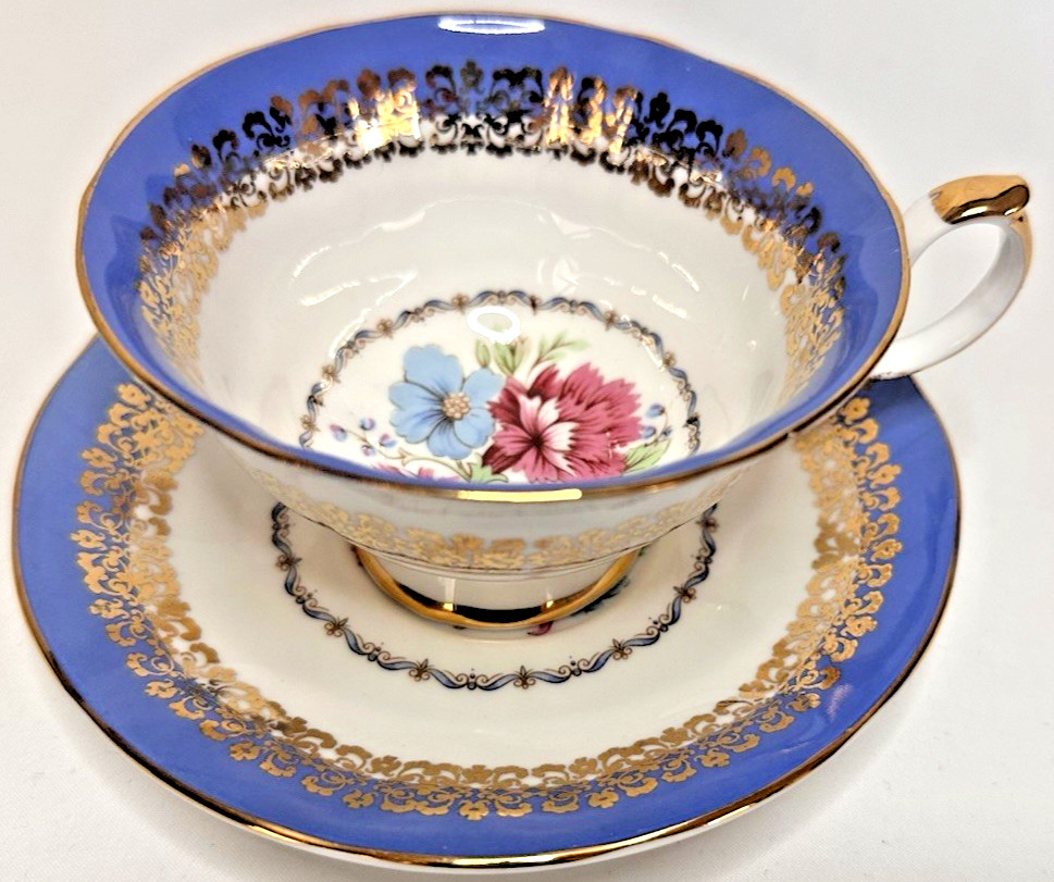 Elizabethan Versailles Teacup Saucer Blue Gold Floral Bone China England