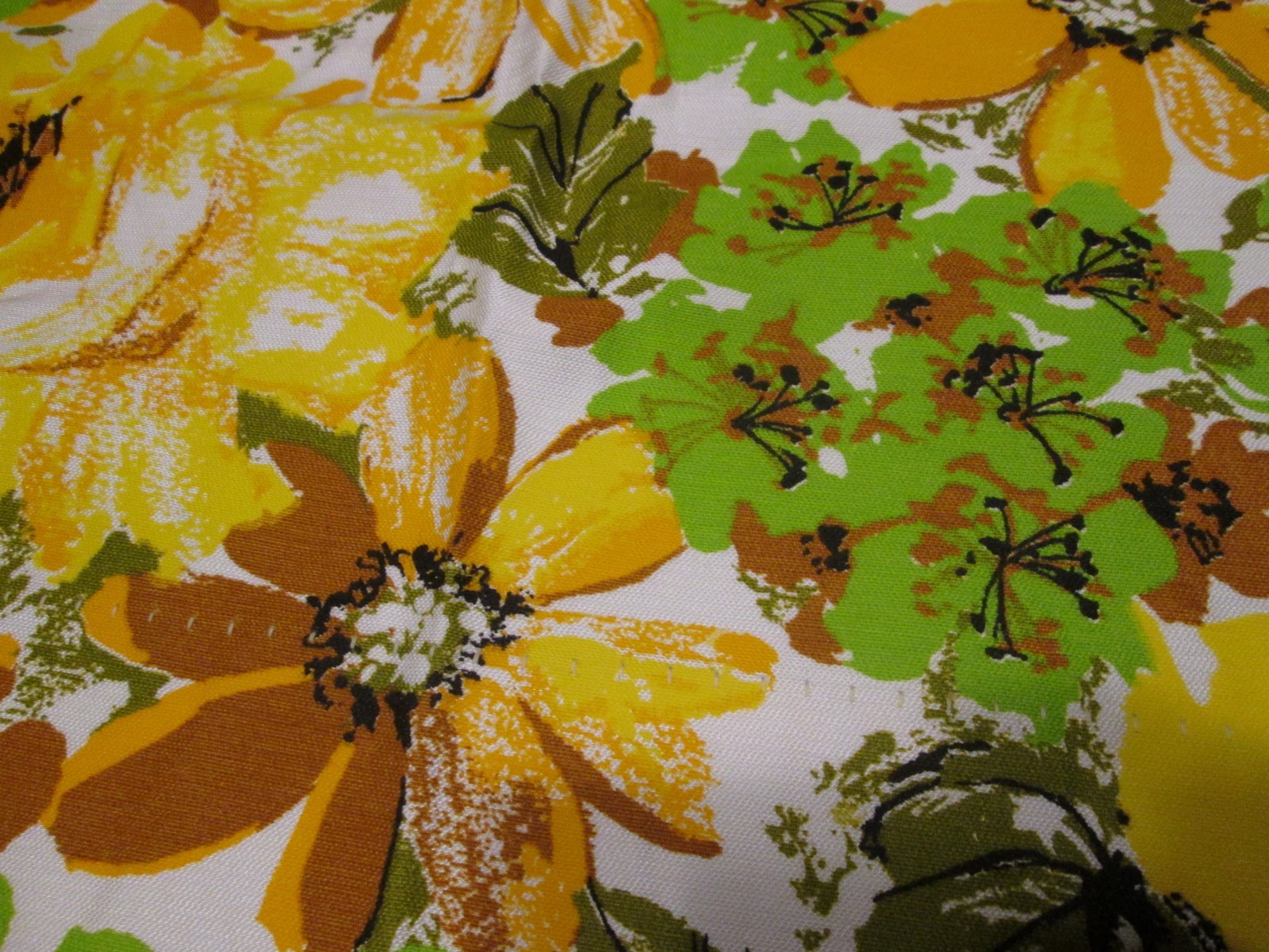 Retro Mod Yellow Flower Power Drapes Curtains Orange lime Green 2 Panels Vtg USA