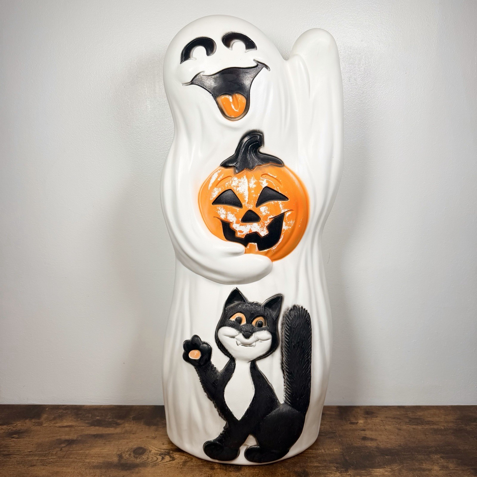 Vintage Halloween Happy Ghost w/ Pumpkin & Cat Blow Mold Grand Venture 33″