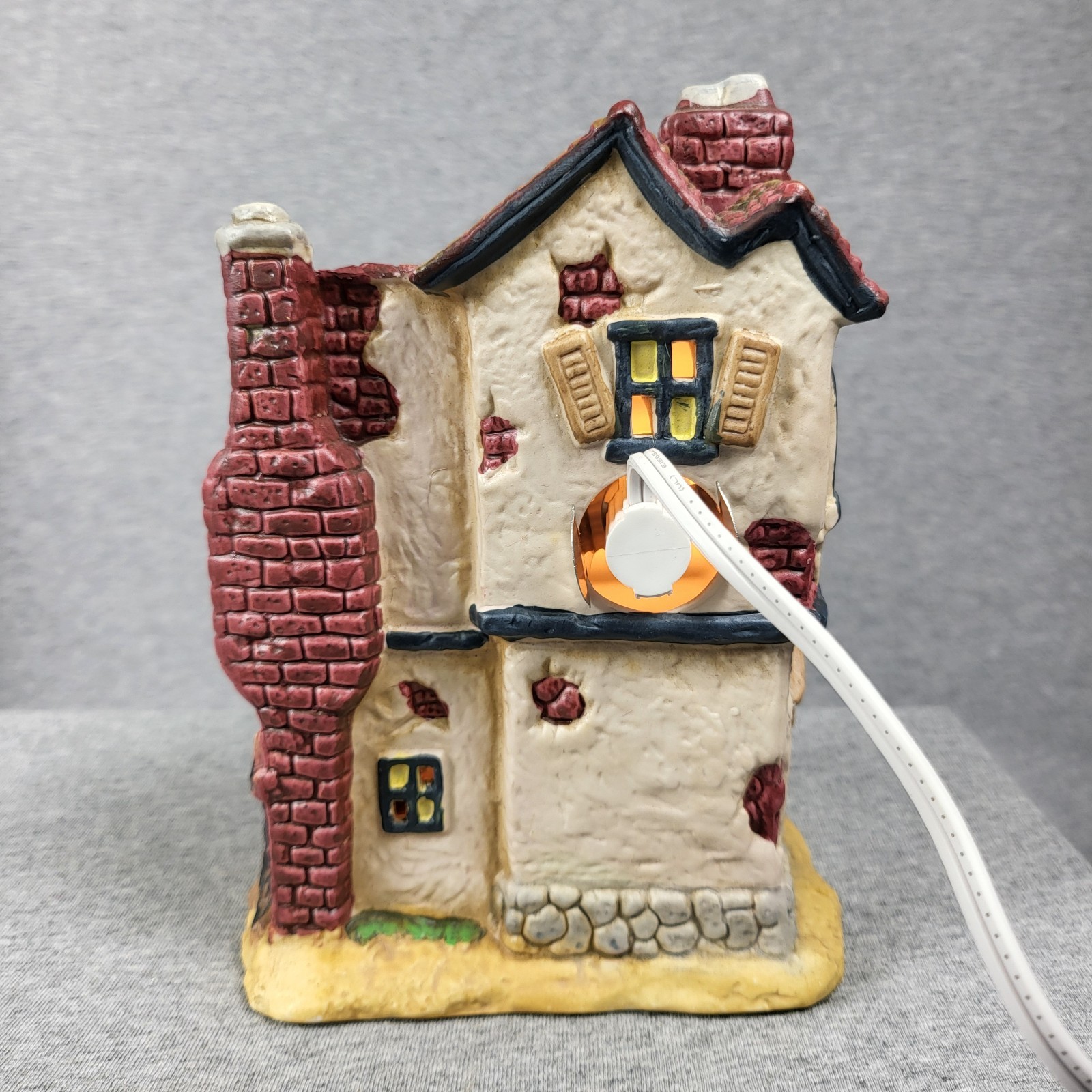 Halloween SPOOKYSIDE ESTATES Lighted Village Witch Butcher Shop Haunted House