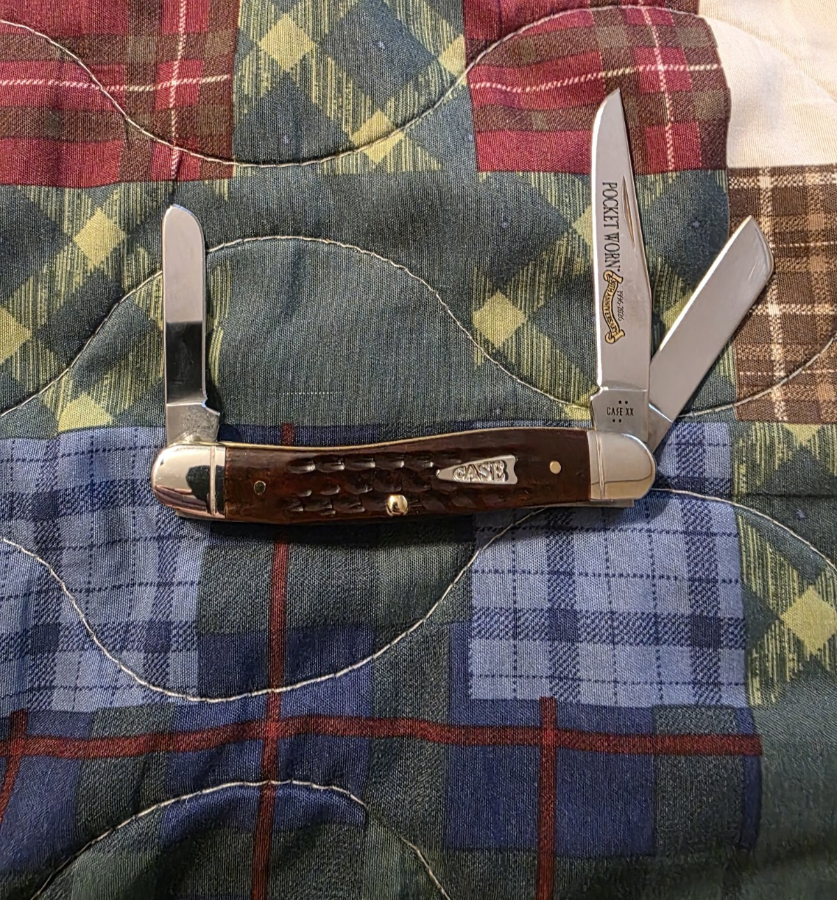 Case Pocket Worn 55232 Medium Stockman 3-Blade Stainless Steel Bone Handle