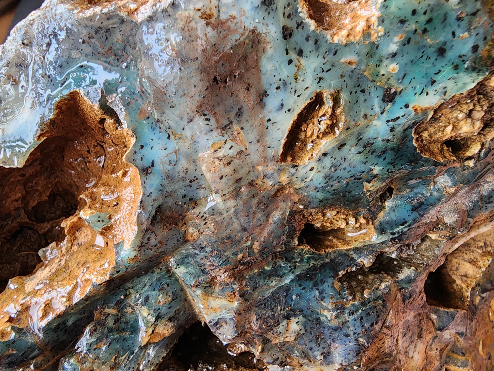 8.38 lbs (3.8 kg) Chrysoprase Rough, Raw Chrysoprase, Rocks for Jewelry Making