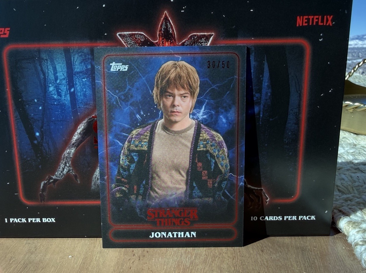 Topps Stranger Things Jonathan/Charlie Heaton 11 #30/50 2025