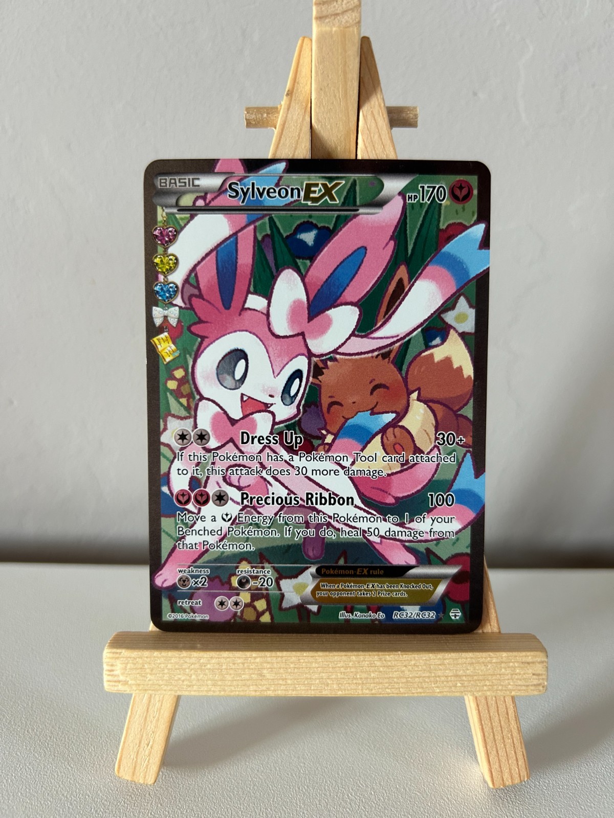 Sylveon EX (Full Art) Holo Ultra Rare Generations: Radiant Collection RC32/RC32