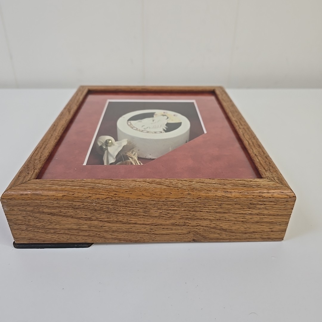 Native American Handcrafted Indian Drum Shadow Box Vintage 90s