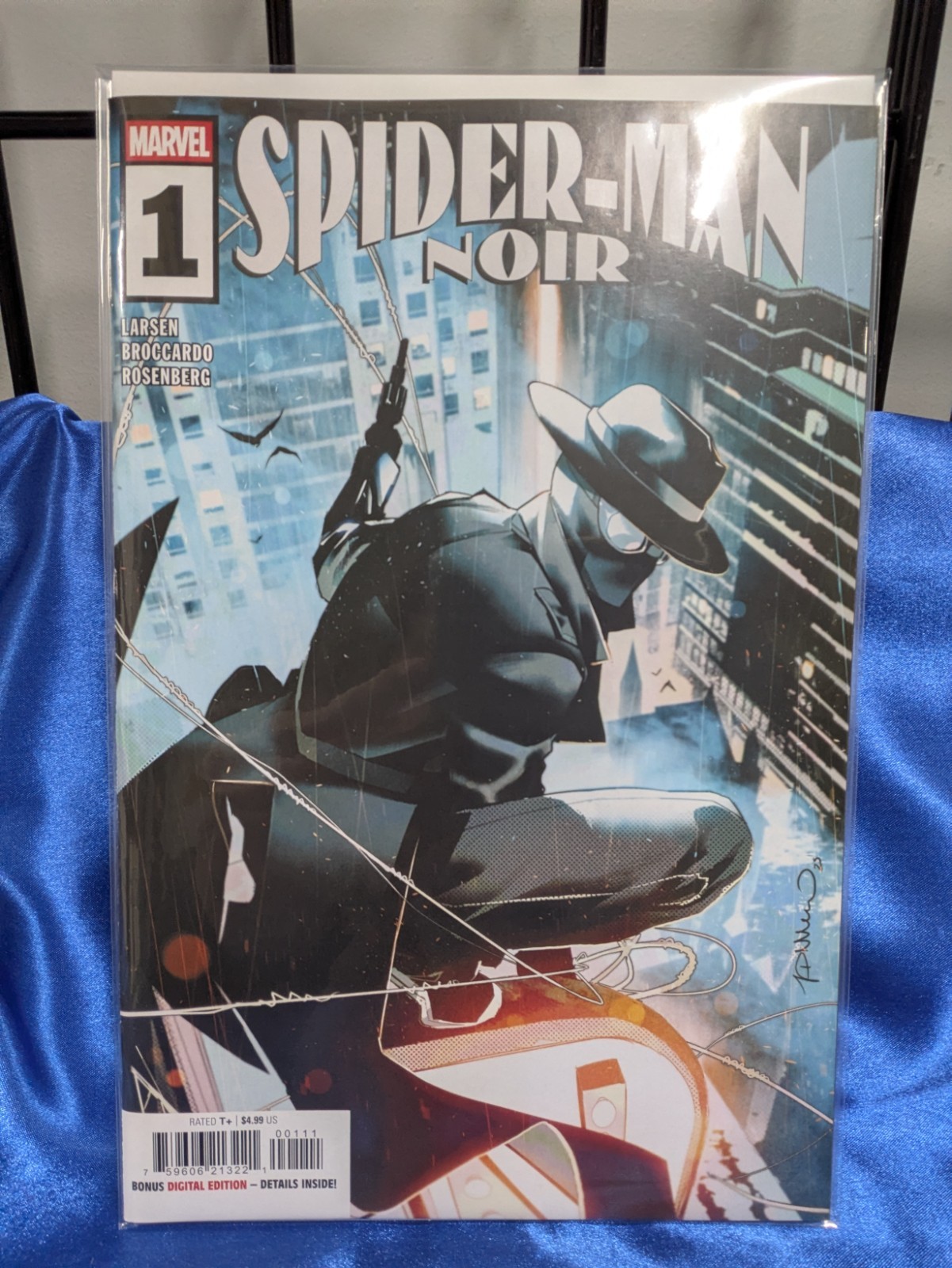Spider-Man Noir #1 Cover A 2025 NM 1st Print. We Combine. We Pack Well.
