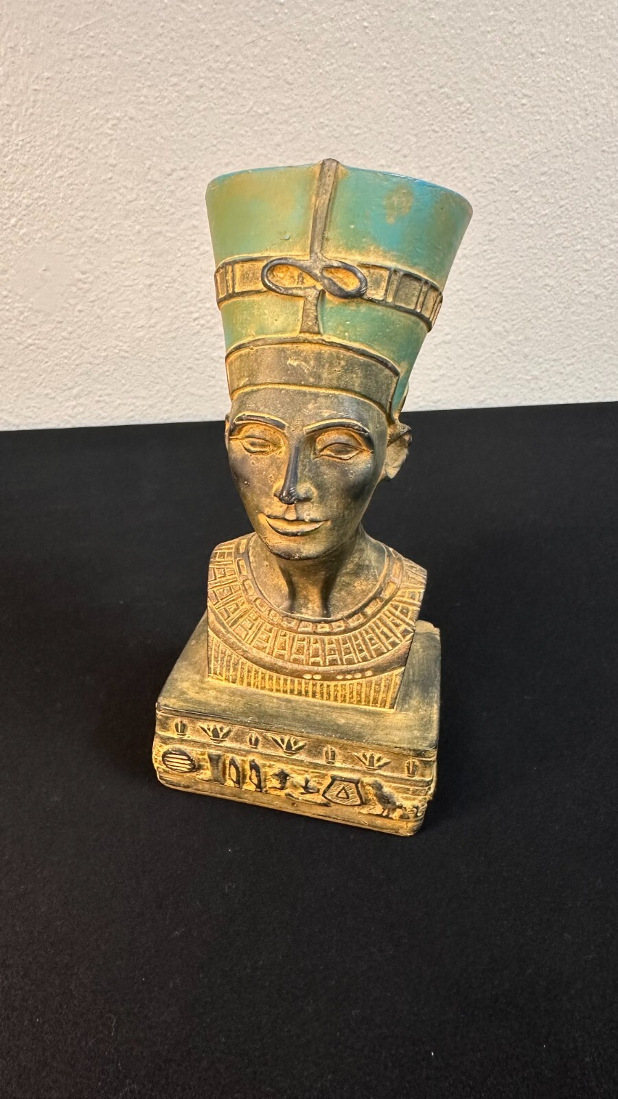 Terrific Piece Of Queen Nefertiti Head, Egyptian Queen, Nefertiti