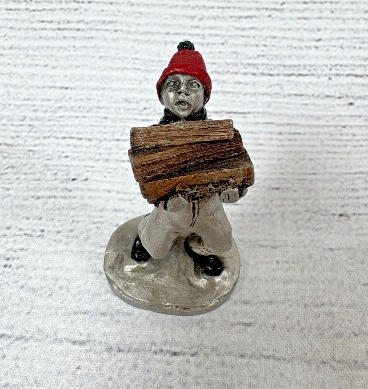HUDSON Pewter Figurine SCOTTIE CARRYING WOOD Villagers 7935 Boy Red Hat