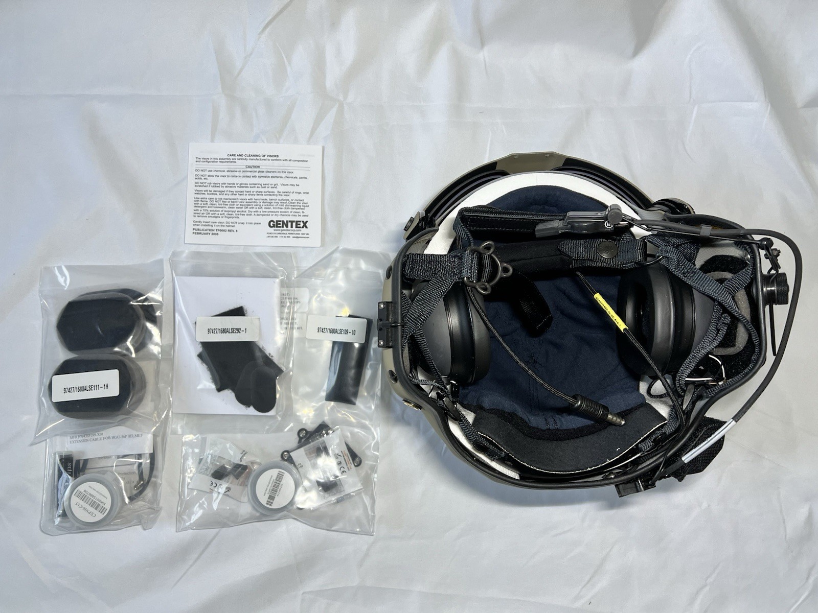 NEW USA GENTEX HGU-56/P RWH MEDIUM Helicopter Flight Helmet, TAN