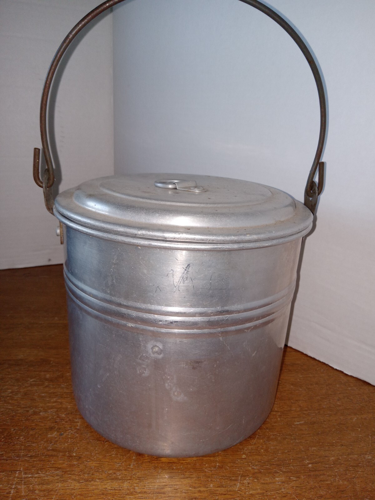 BUCKEYE REAL SOLID 4 QUART ALUMINUM POT W LID & HANDLE
