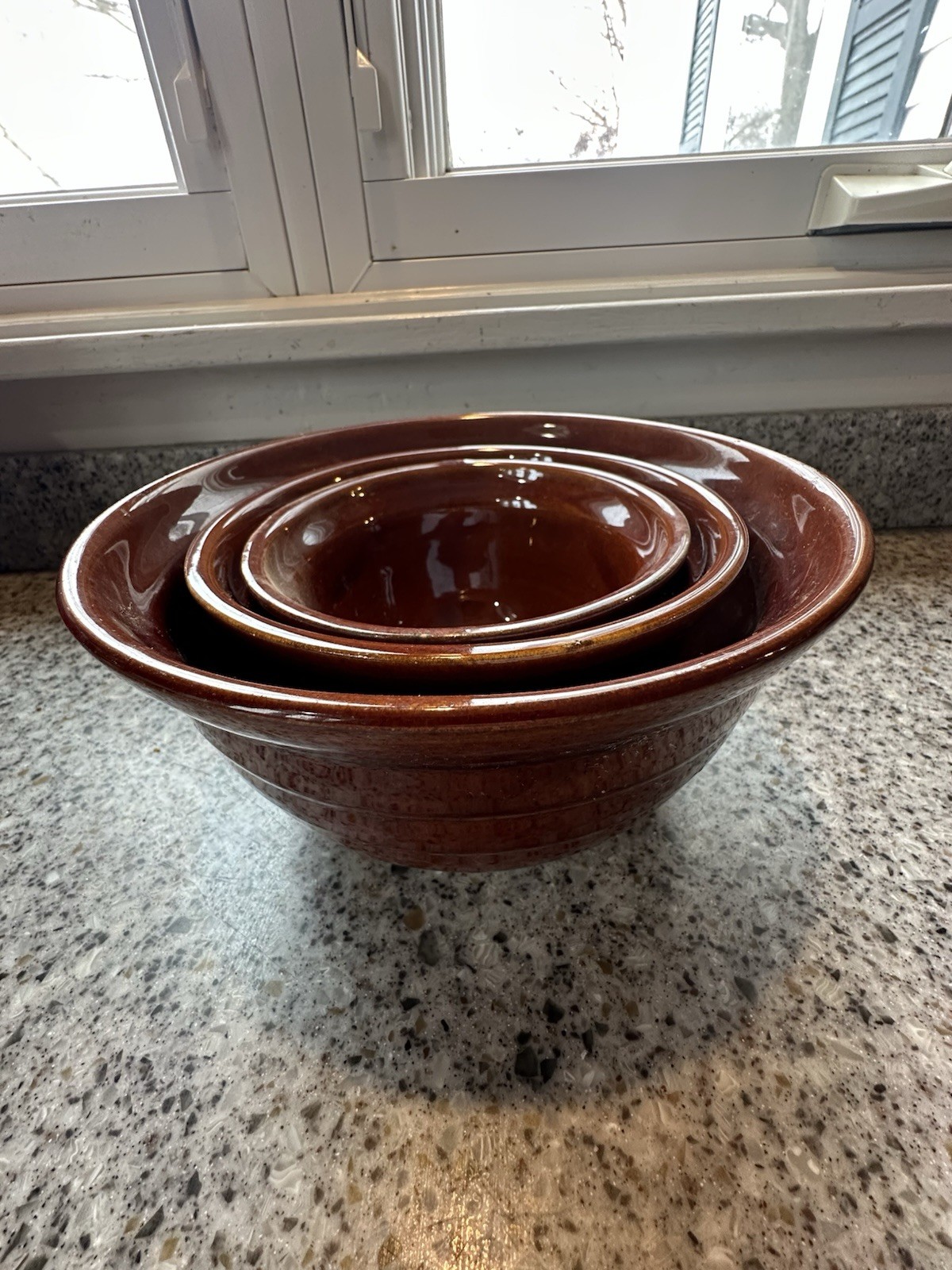 SET OF 3 1950s MARCREST NESTING MIXING BOWLS BROWN RIBBED PATTERN 9in 6in 5in