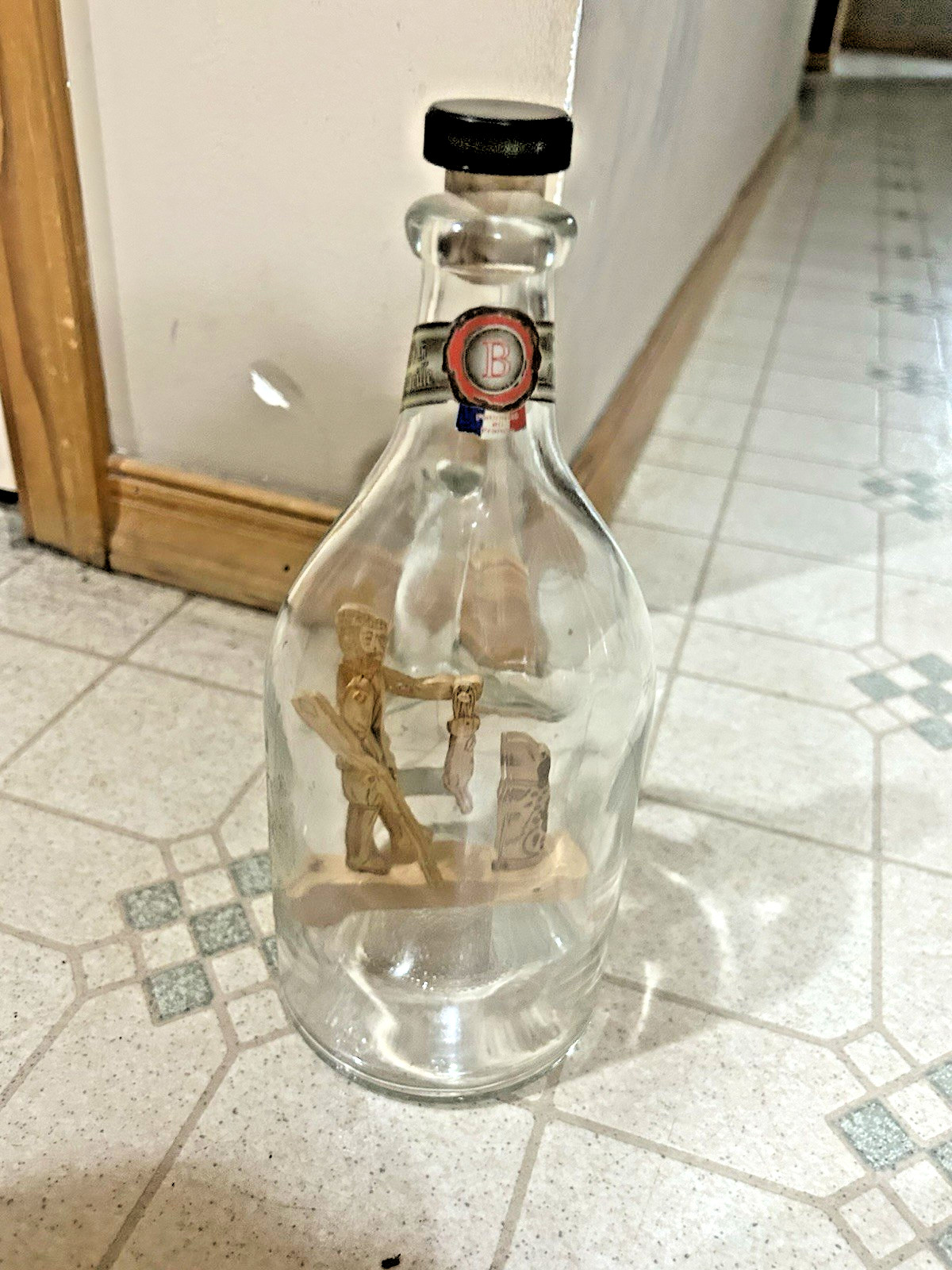 UNIQUE FOLK ART Whimsy in Bottle HUNTER WITH RABBIT & DOG DETAILED HAND MADE