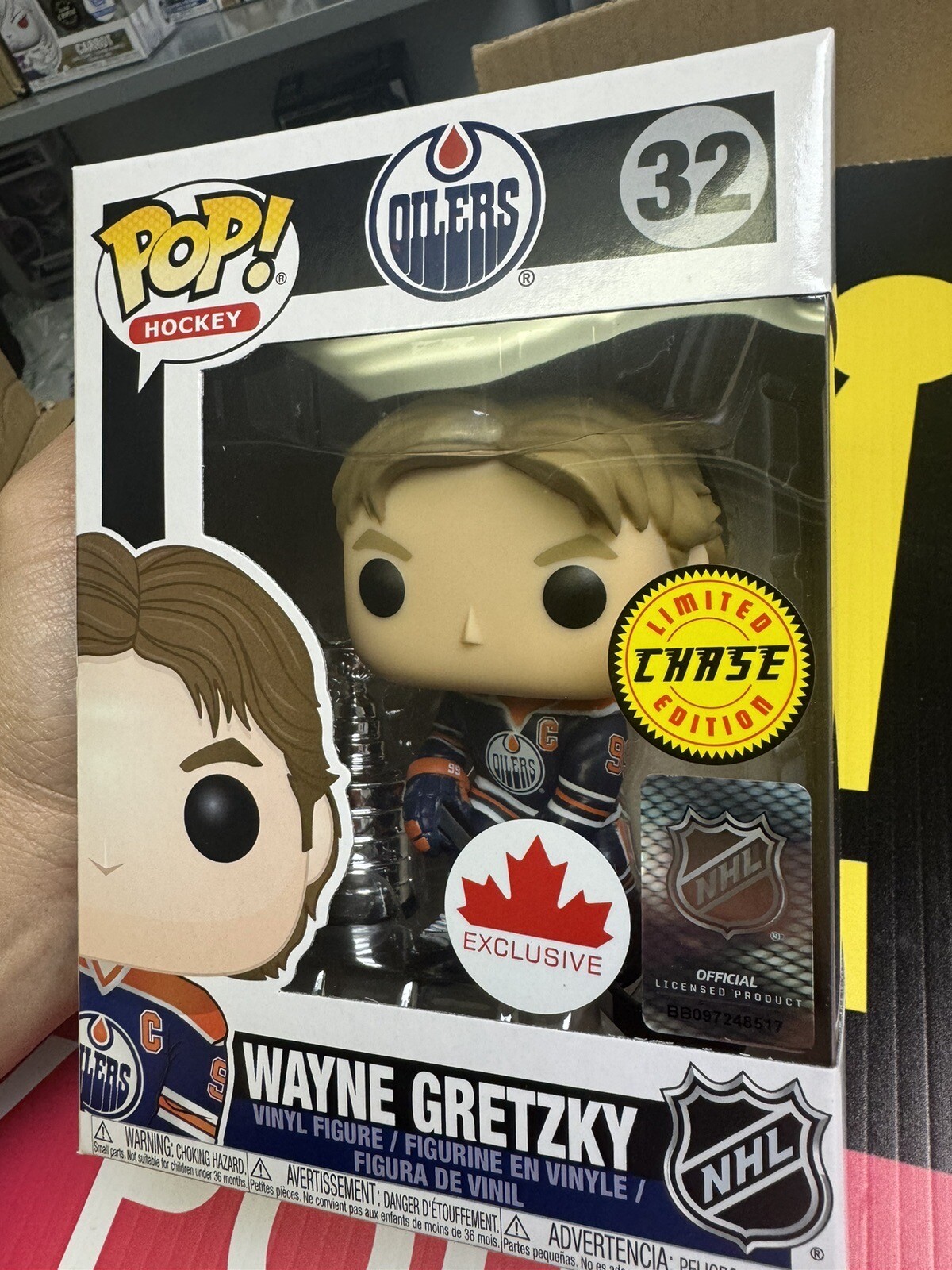 **IN HAND** CANADA EXCLUSIVE Funko Pop! Edmonton Oiler Wayne Gretzky CHASE #32