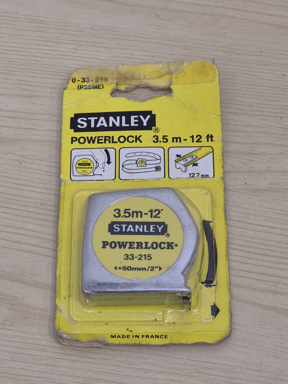 NOS Vintage Stanley 33-215 PowerLock Tape Measure 12ft / 3m