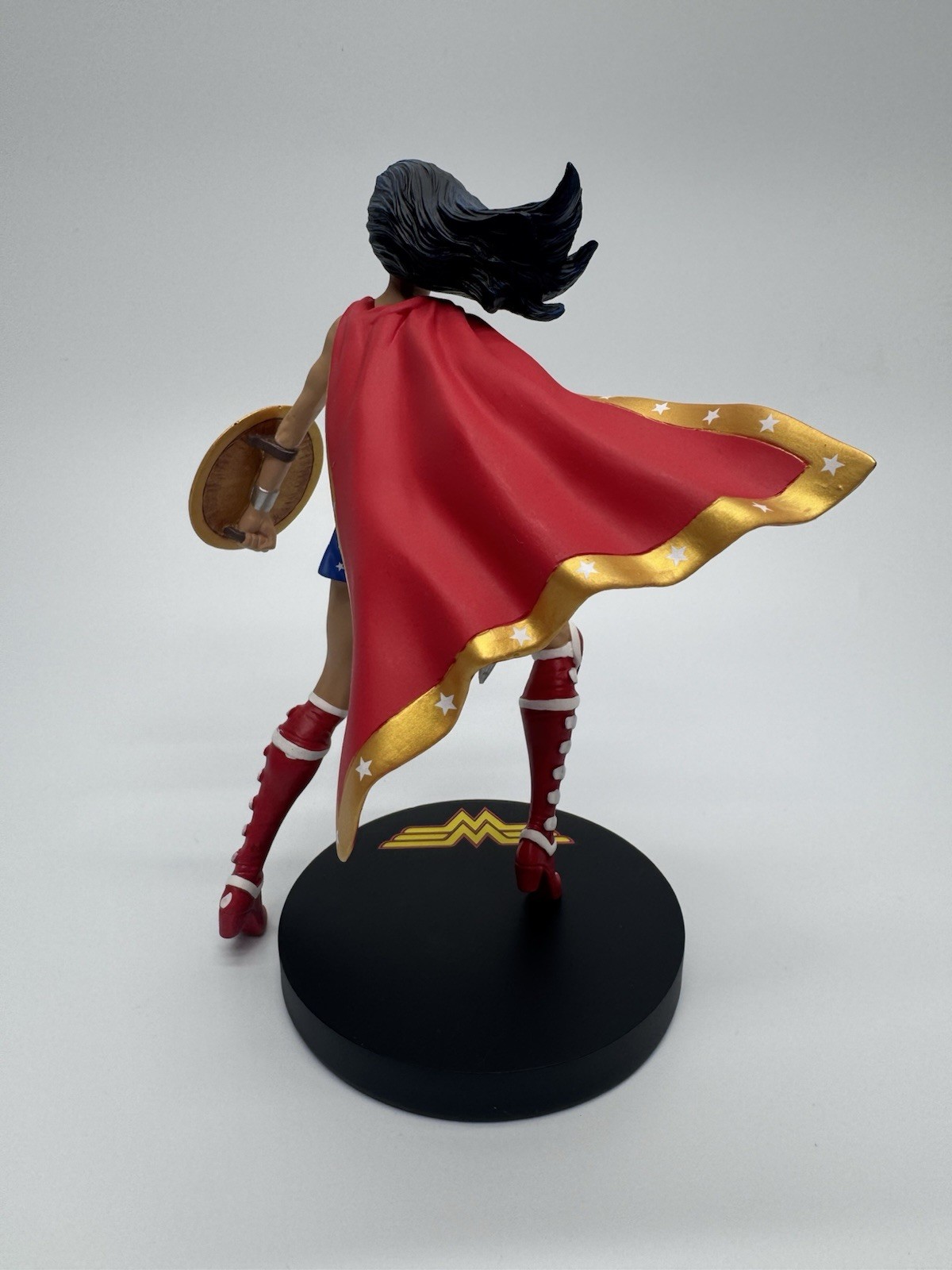 DC Designer Series Superman, Batman, and Wonder woman Jim Lee Statue #0093/5000