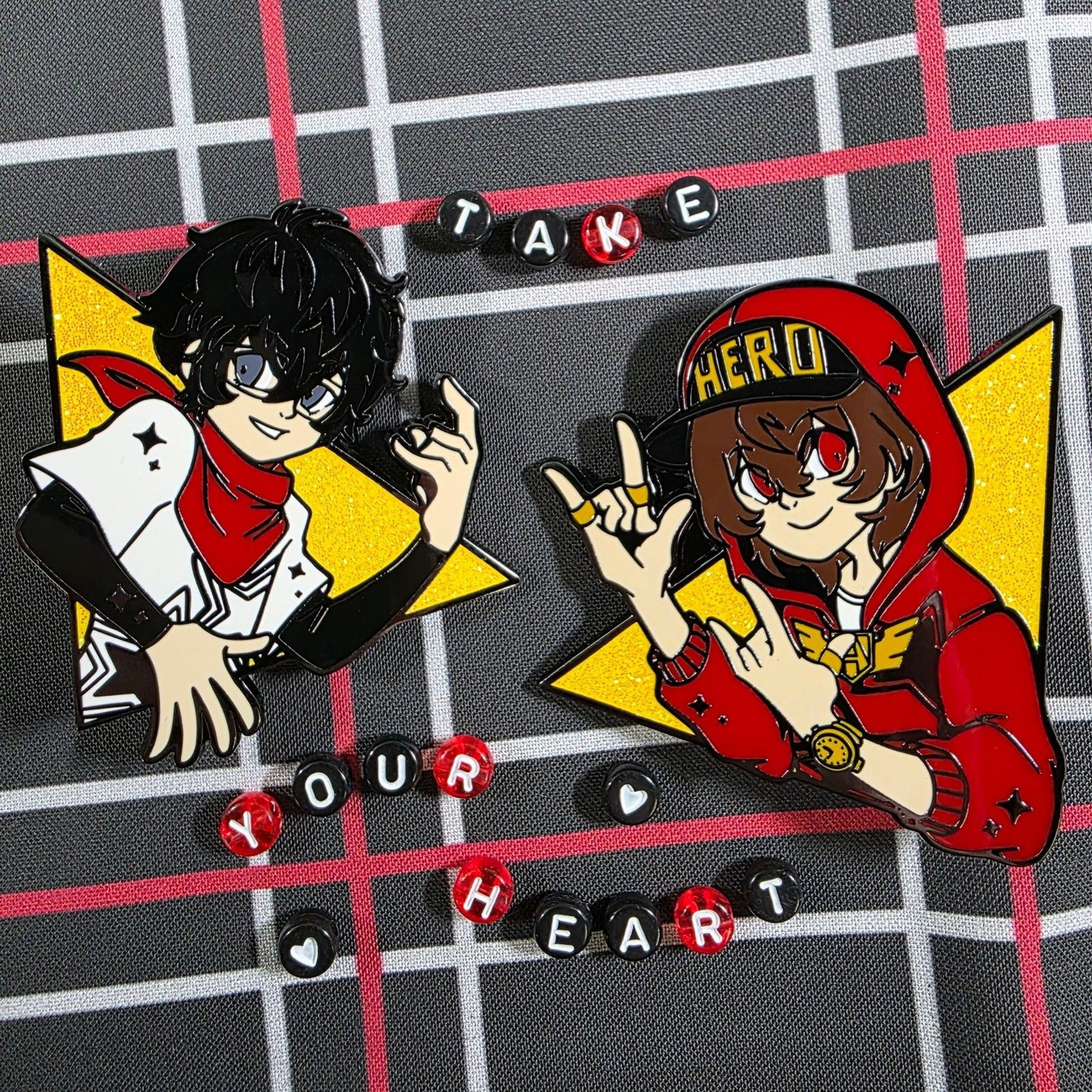 LIMITED EDITION LE50 Persona 5 Royal Enamel Pin Set of 2 – Original Colors