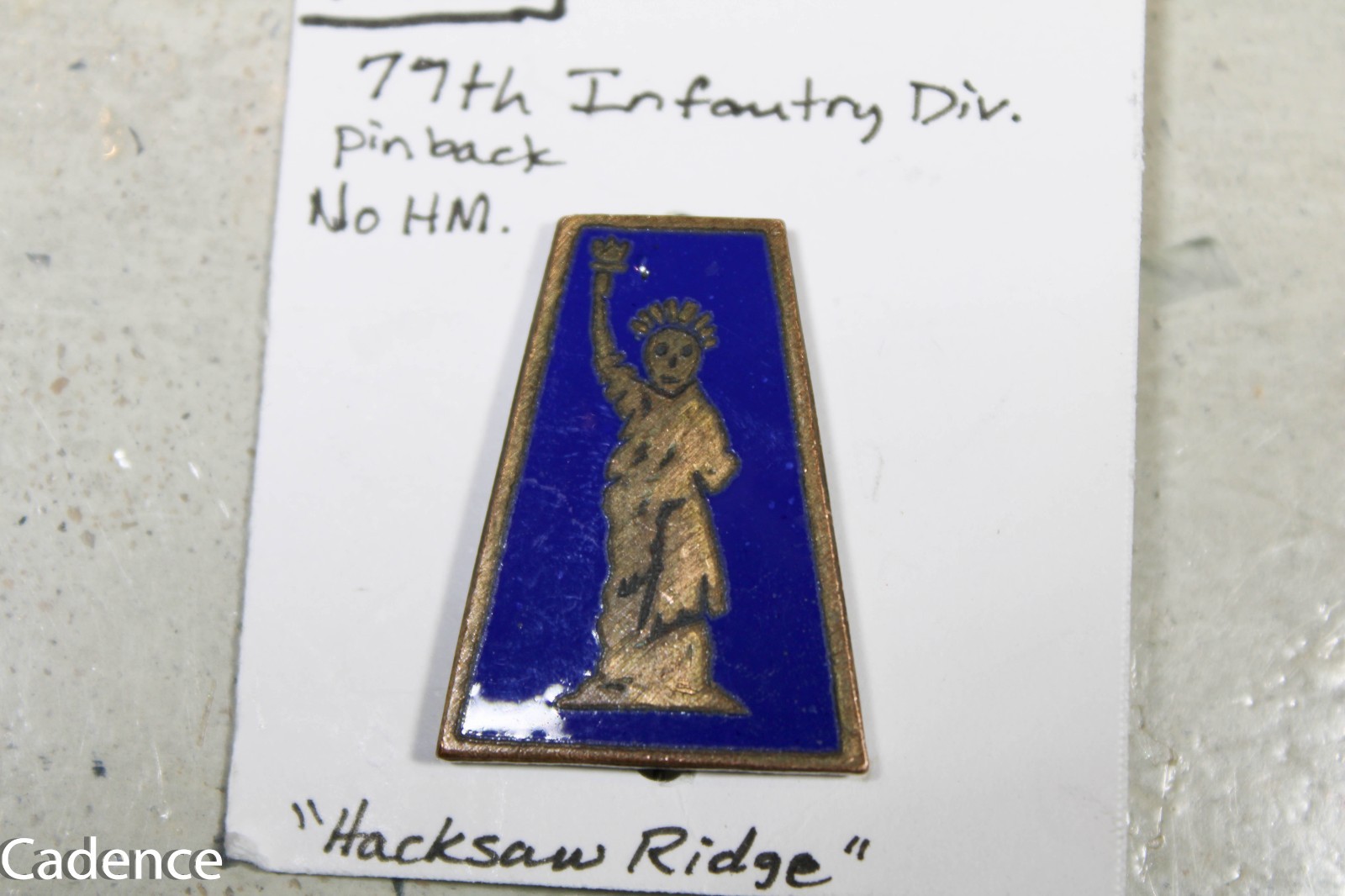 US WW2 77th Infantry Division DI DUI Unit Crest PB Pin Back Unmarked A459